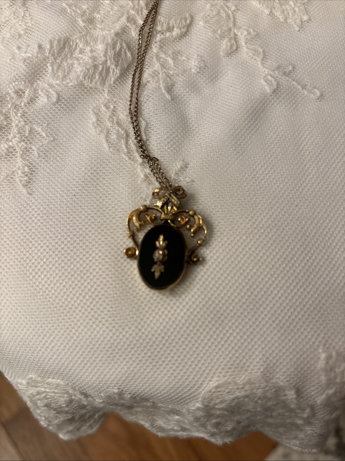 J.J. White Black Onyx And 12k GF Pendant And Chain Necklace-Vintage