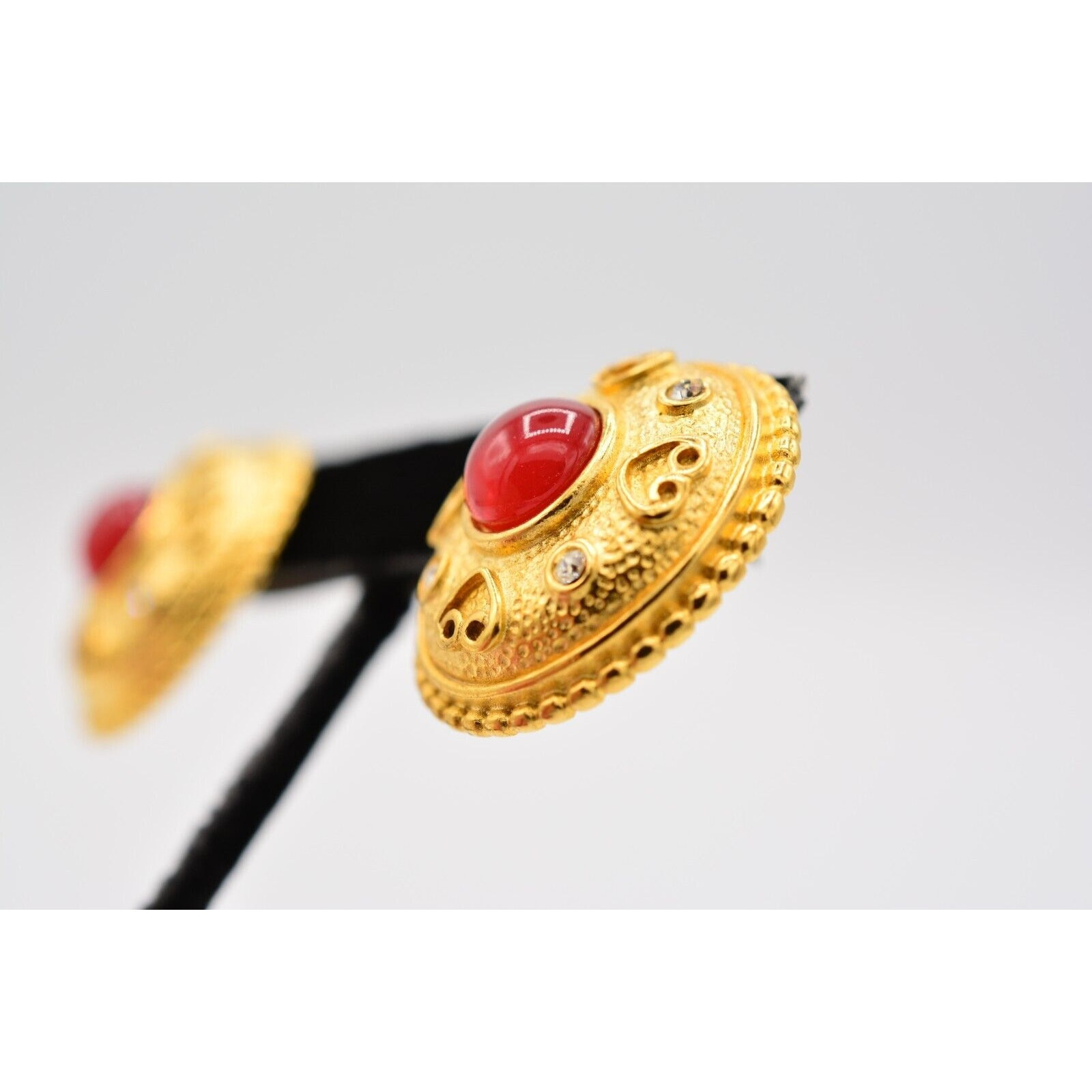 Vintage Chunky Cabochon Post Earrings Brushed Gold Red Crystal NOS 1980s BinA8