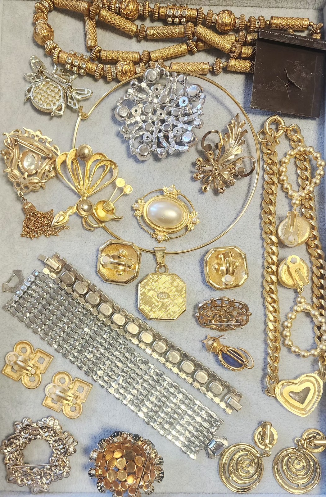 VtgJewelry Lot 20pc Juliana #6786 Joan Rivers Crown Trifari Miriam Haskell C855