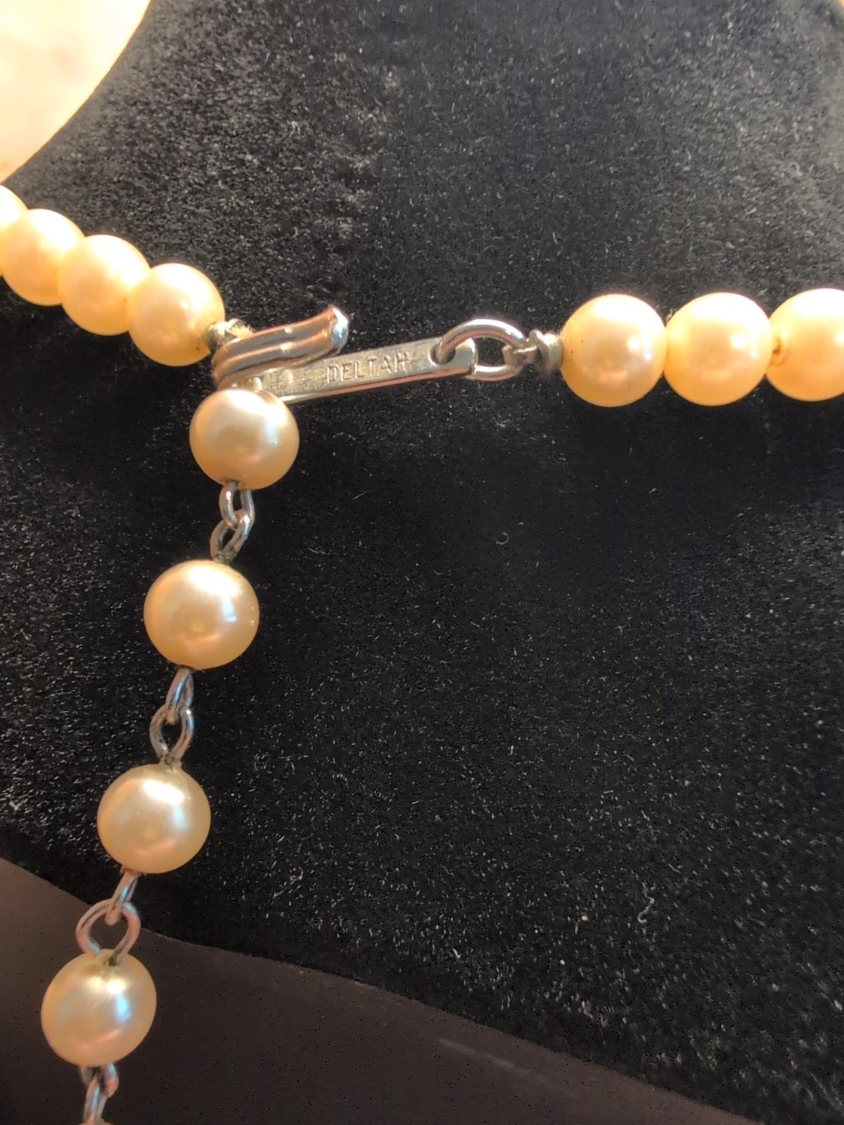 Vintage Deltah Creamy White Faux Pearl Collar Necklace With Hook Clasp