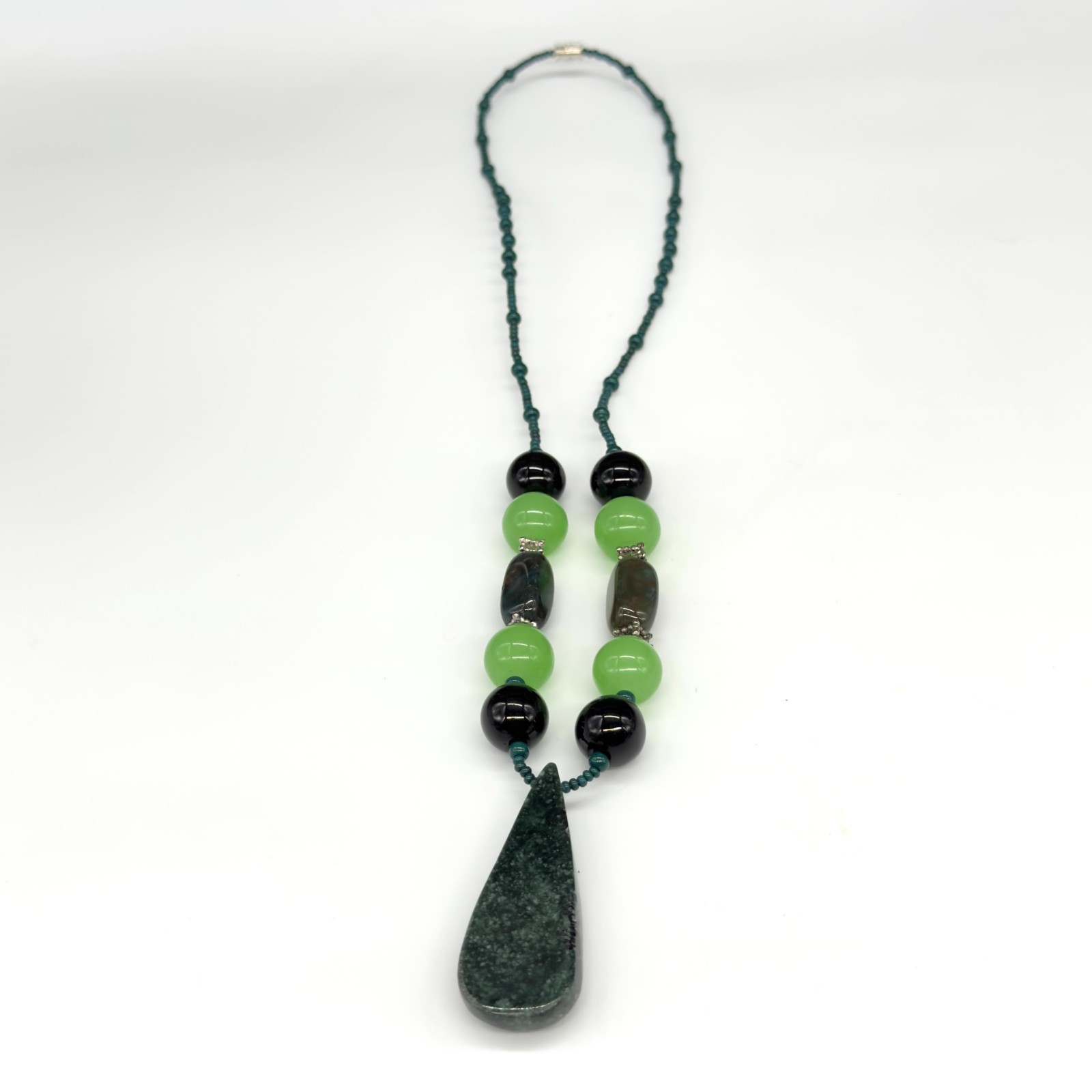 Vintage Necklace Agate Pendant and Green Black Stones 22 Inches