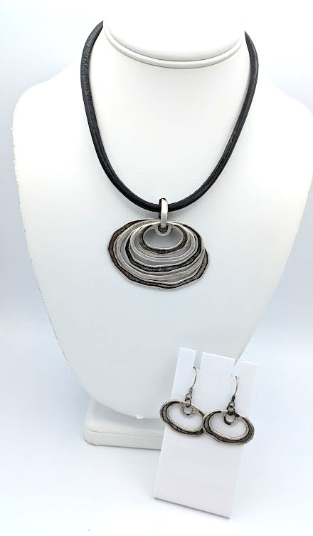 Vintage VCLM Necklace Set Leather Cord Statement Pendant Earrings Y2K