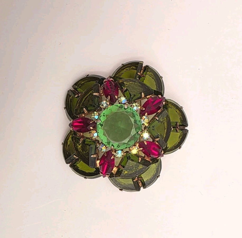 Vintage Rare Signed Regency Green/Red/AB Pie Stone Shaped Glass Tiered Brooch
