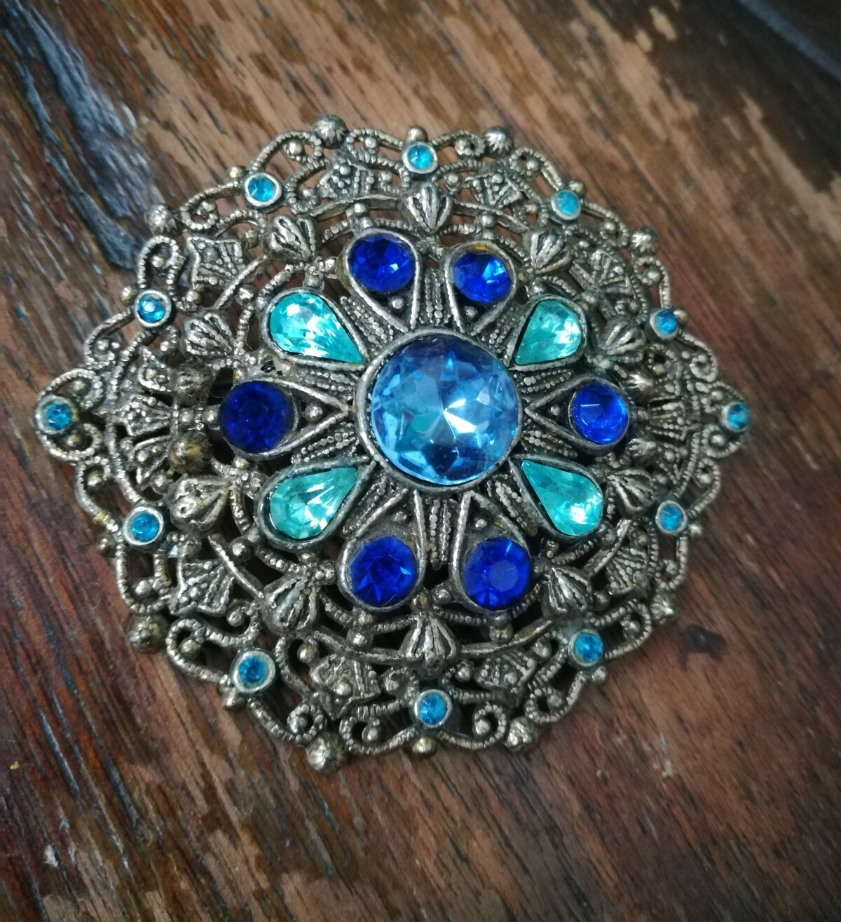 New England Glass Works Antique Brooch Pin Shades of Blue Rhinestones Filigree