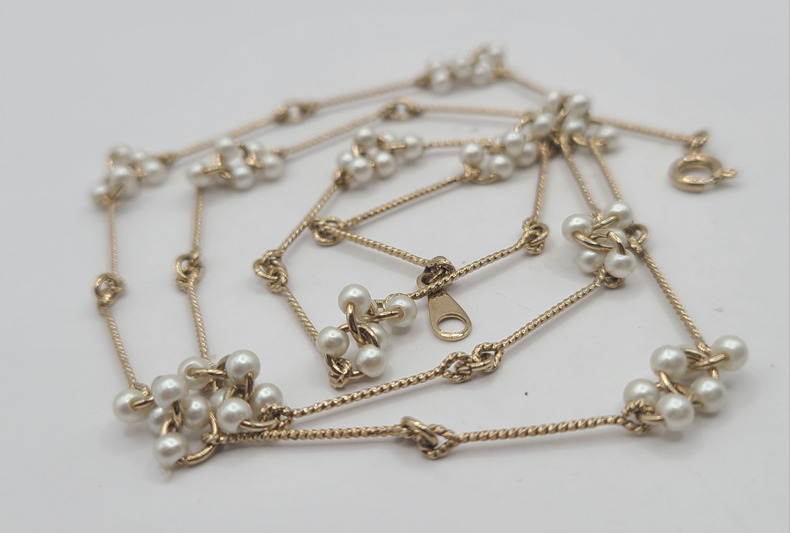 Vtg Avon Goldtone White Faux Pearl Cluster Bar Link 24″ Station Necklace Signed