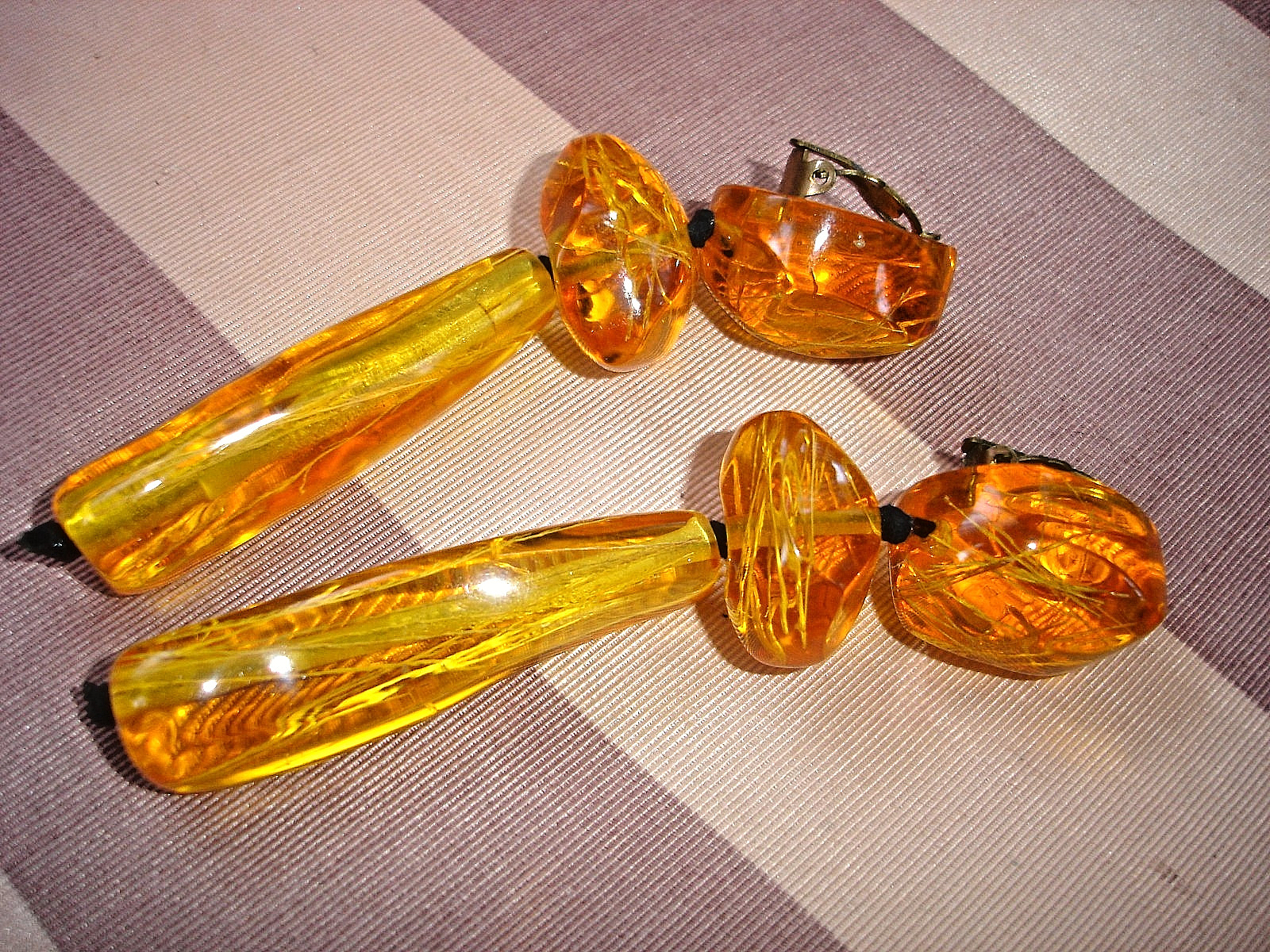Vintage RARE Gerda Lynggaard Monies HUGE 4 Inch Amber Resin Dangly Clip Earrings
