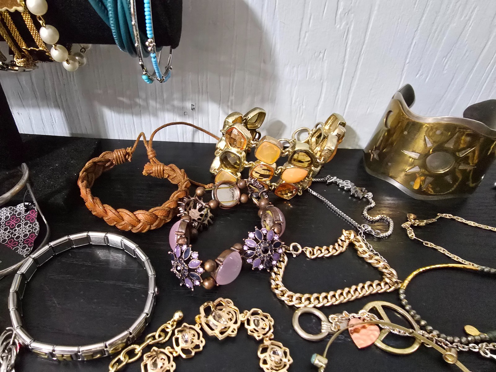 Gigantic Mixed metals material an color lot of 70+ braceletn, signed /unsigned