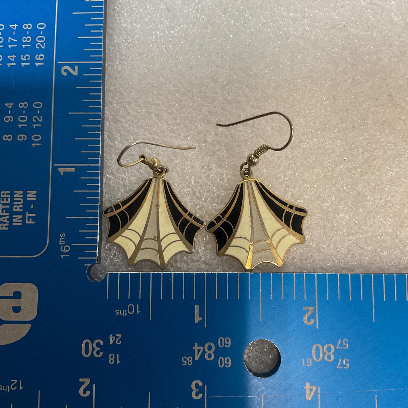 Vintage Web Gold Tone Cloisonné Earrings Black White Enamel Fan Shape Dangle