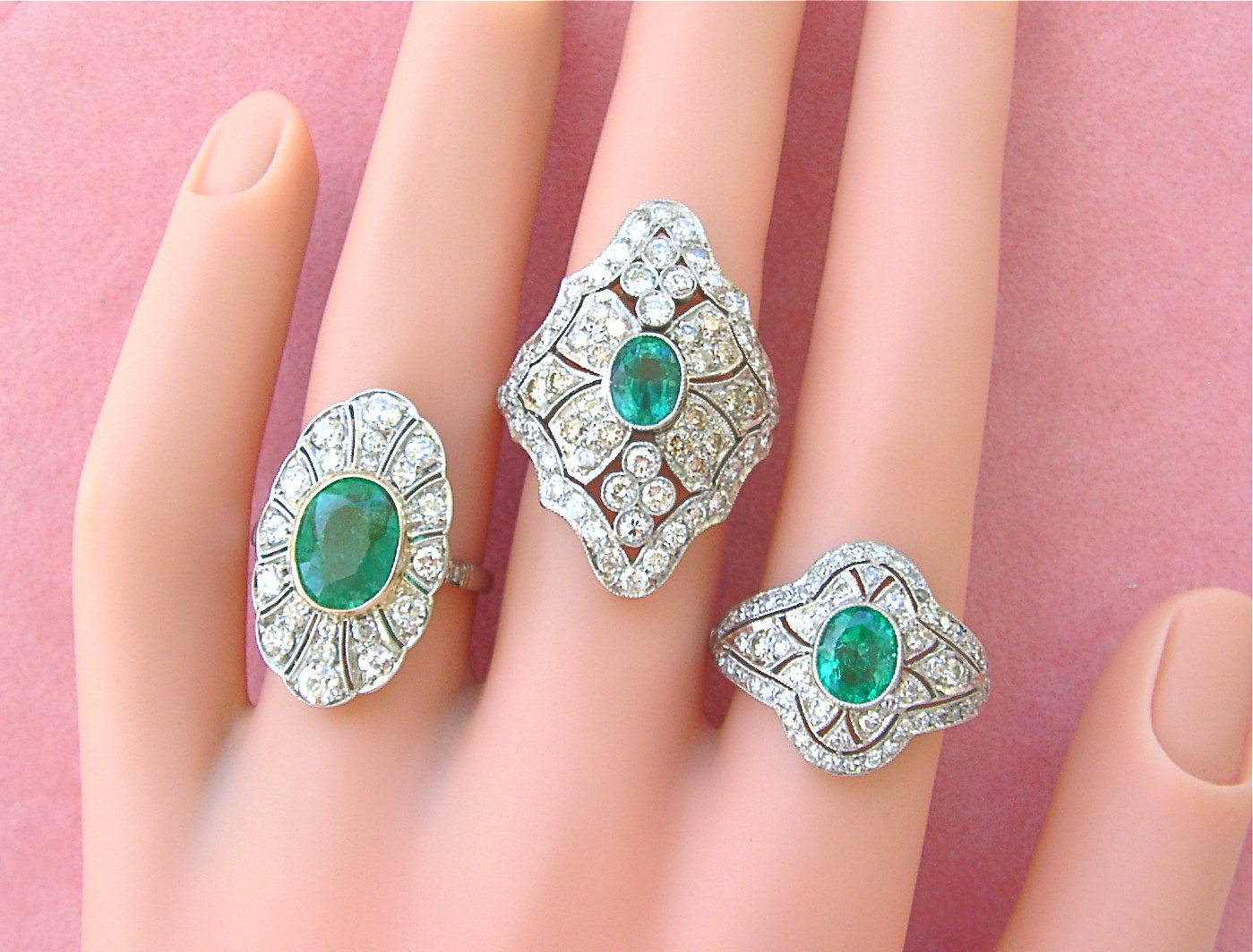 ART DECO .80 ct OVAL EMERALD 1.20 ctw DIAMOND PLATINUM RIGHT-HAND COCKTAIL RING