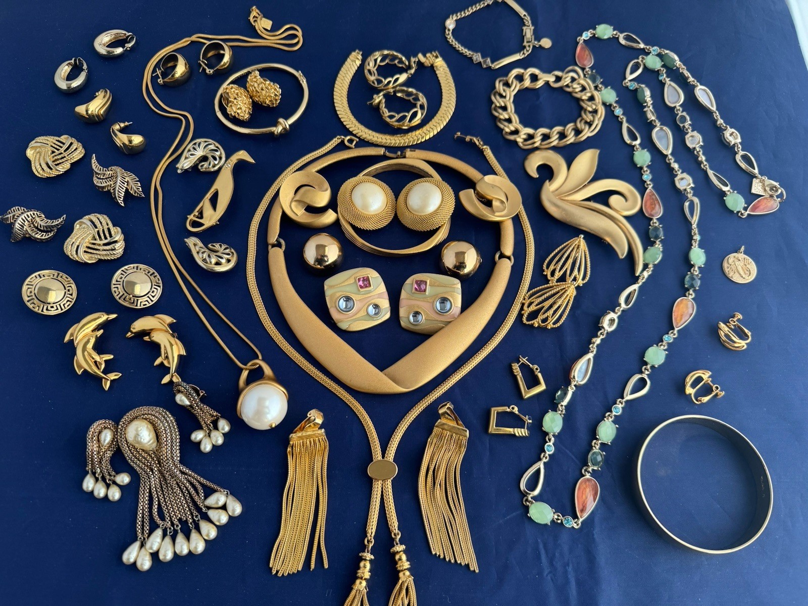 Vintage Now Jewelry Lot Gold Tone Monet AK Trifari Napier K Spade Erwin Pearl 30