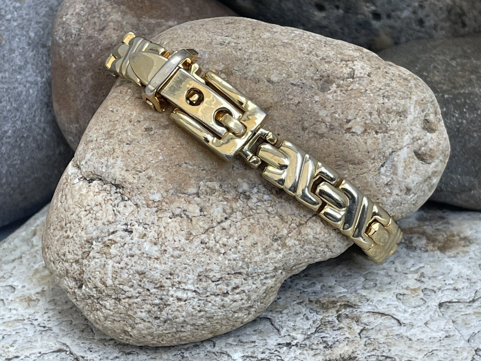 Vintage Bracelet Belt Buckle Gold Tone Link Adjustable Closure Magnetic Jewelry