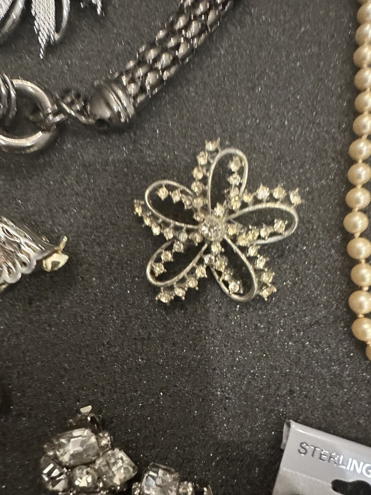 Vintage Estate Costume Jewelry Lot! Brooches and more!