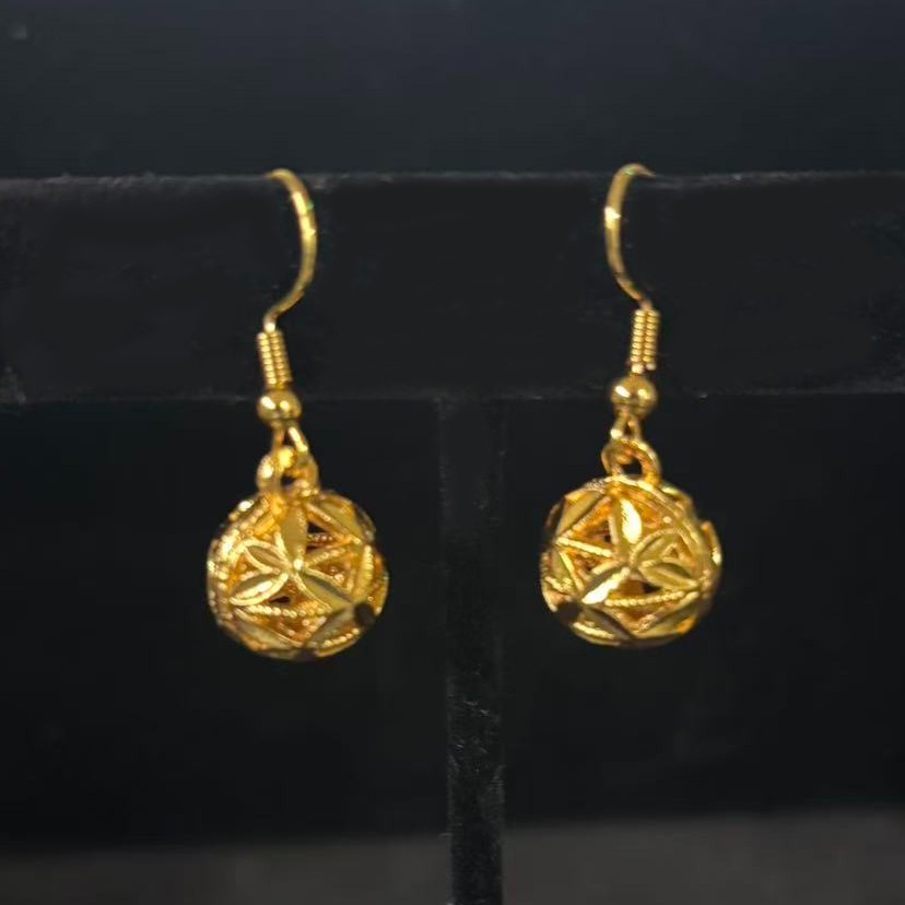 Vintage Gold-plated? (NOT SURE) Gold-ton Earrings Drop Dangle Balls No Mark