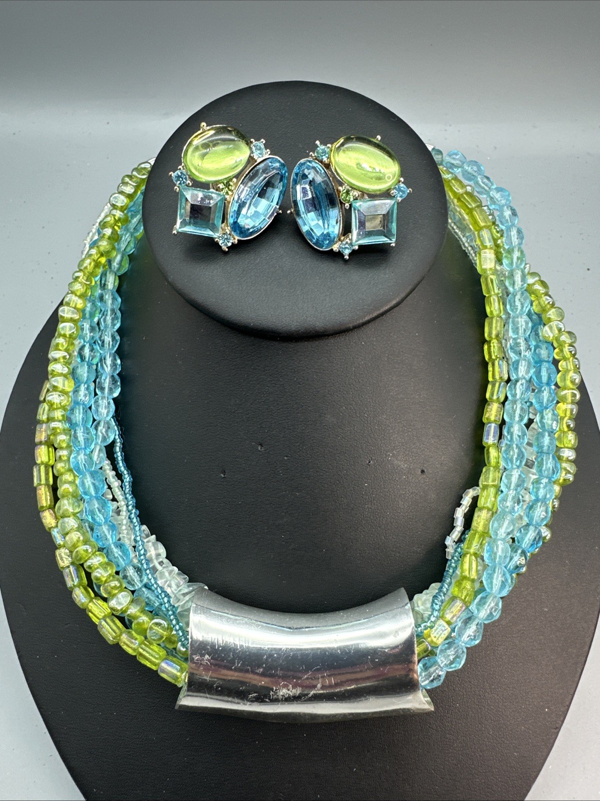 Vtg Avon 2002 Green Blue Crystal Glass Beaded Necklace 16” And Clip Earrings