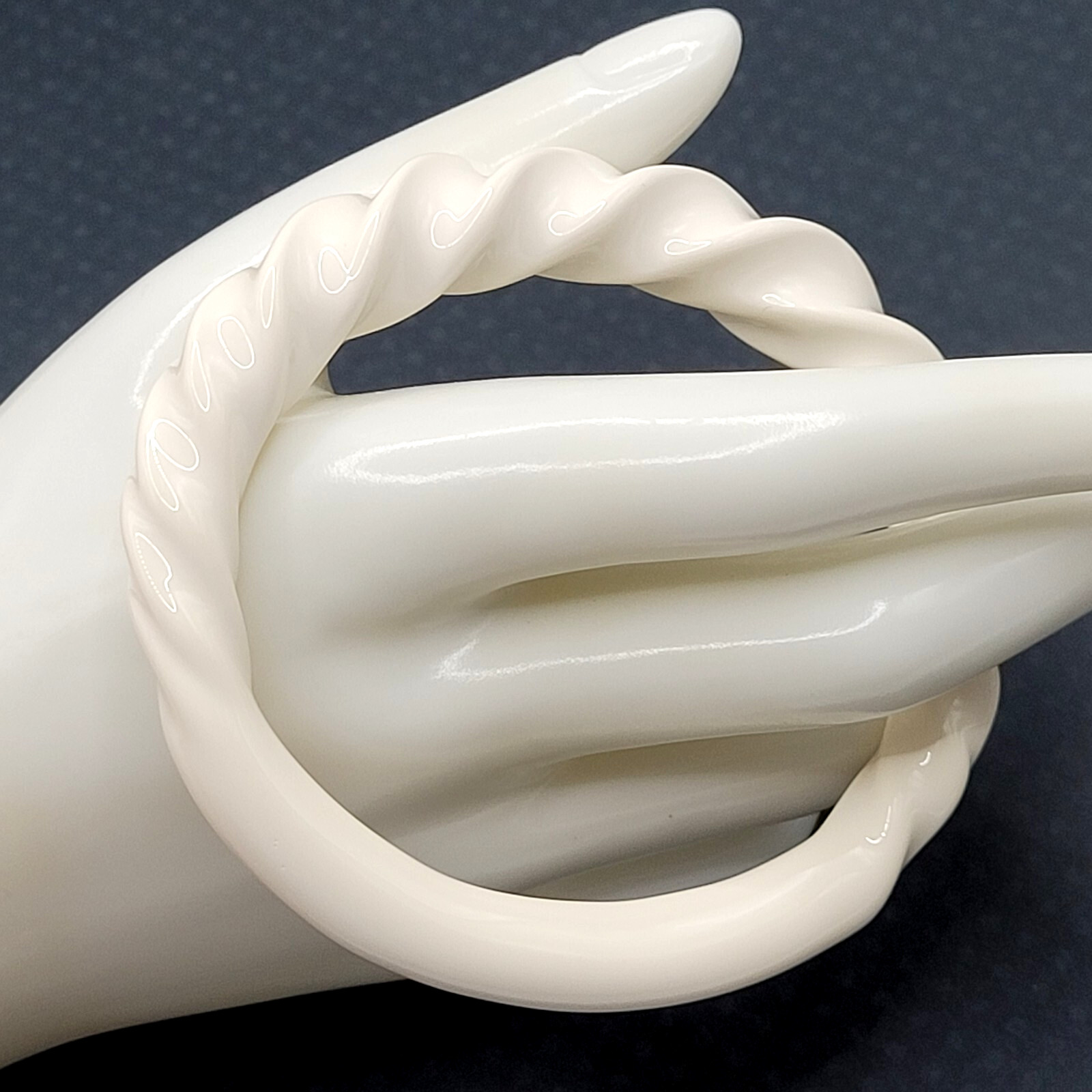 Twisted and Smooth Creamy White Resin Bangle Bracelet Retro Style Vintage 1980s