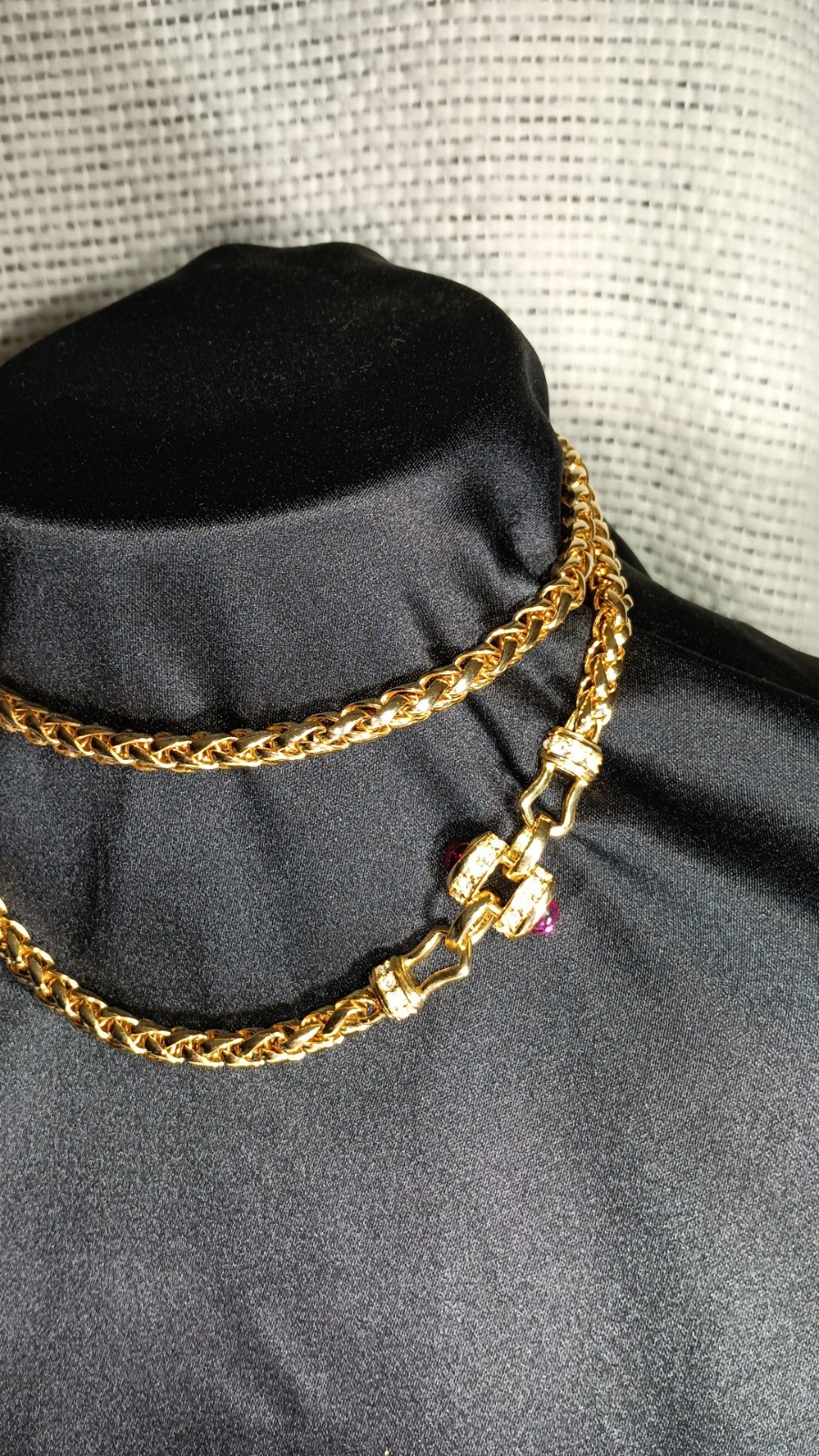 VTG Nolan Miller Chunky Red Cabochon Gold Tone Long Spiga Wheat Chain Necklace