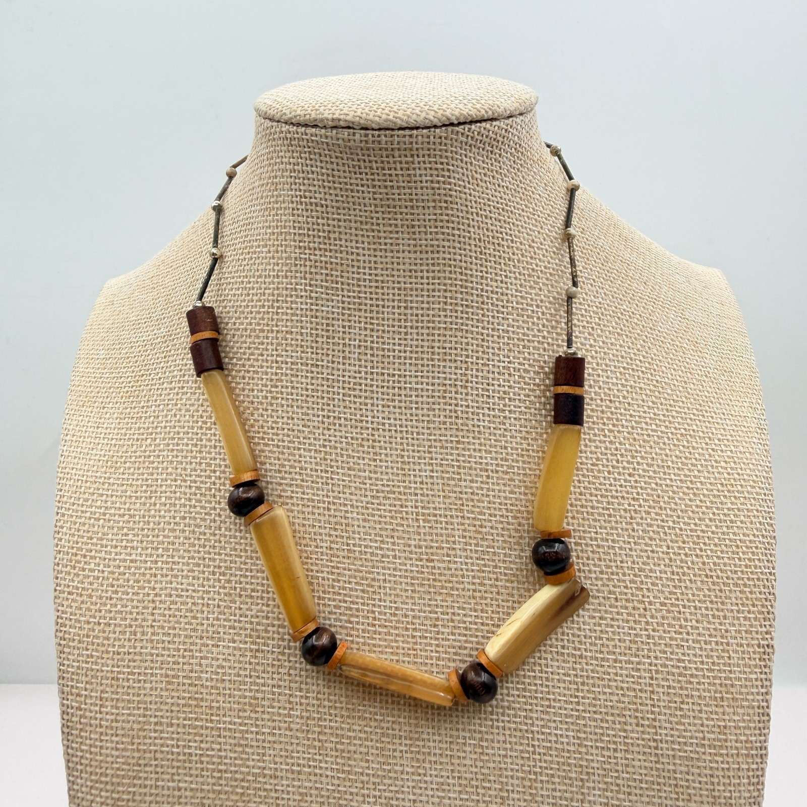 Vintage 90s Earthy Wood & Horn Bead Necklace Boho Ethnic Fashion Women’s Jewelry