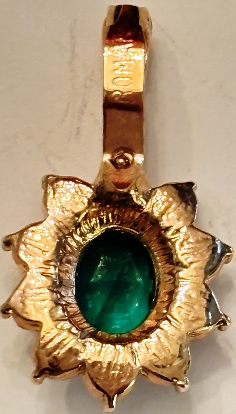 ROMA Emerald Green Rhinestone Halo Pendant Enhancer Clip Bail Gold Tone Vintage