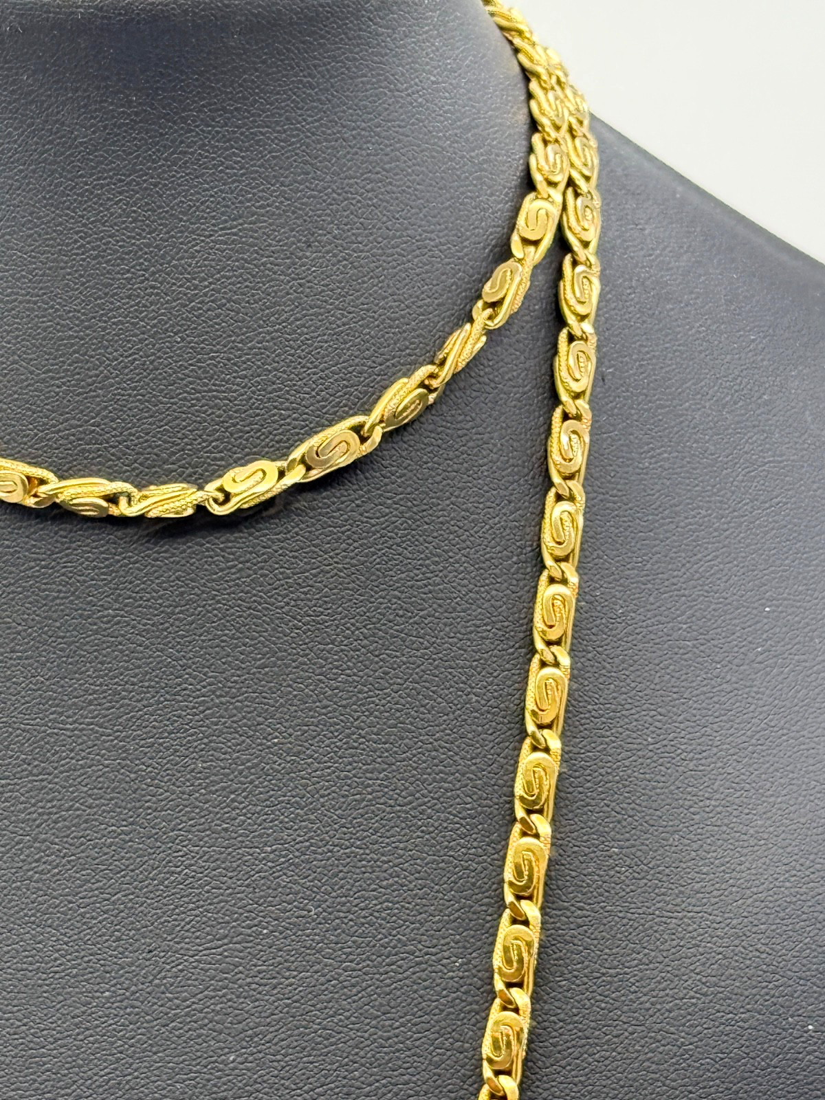 Vintage 36″ Monet Necklace Opera Gold Tone Snail Scroll Link Chain Sister Clasp