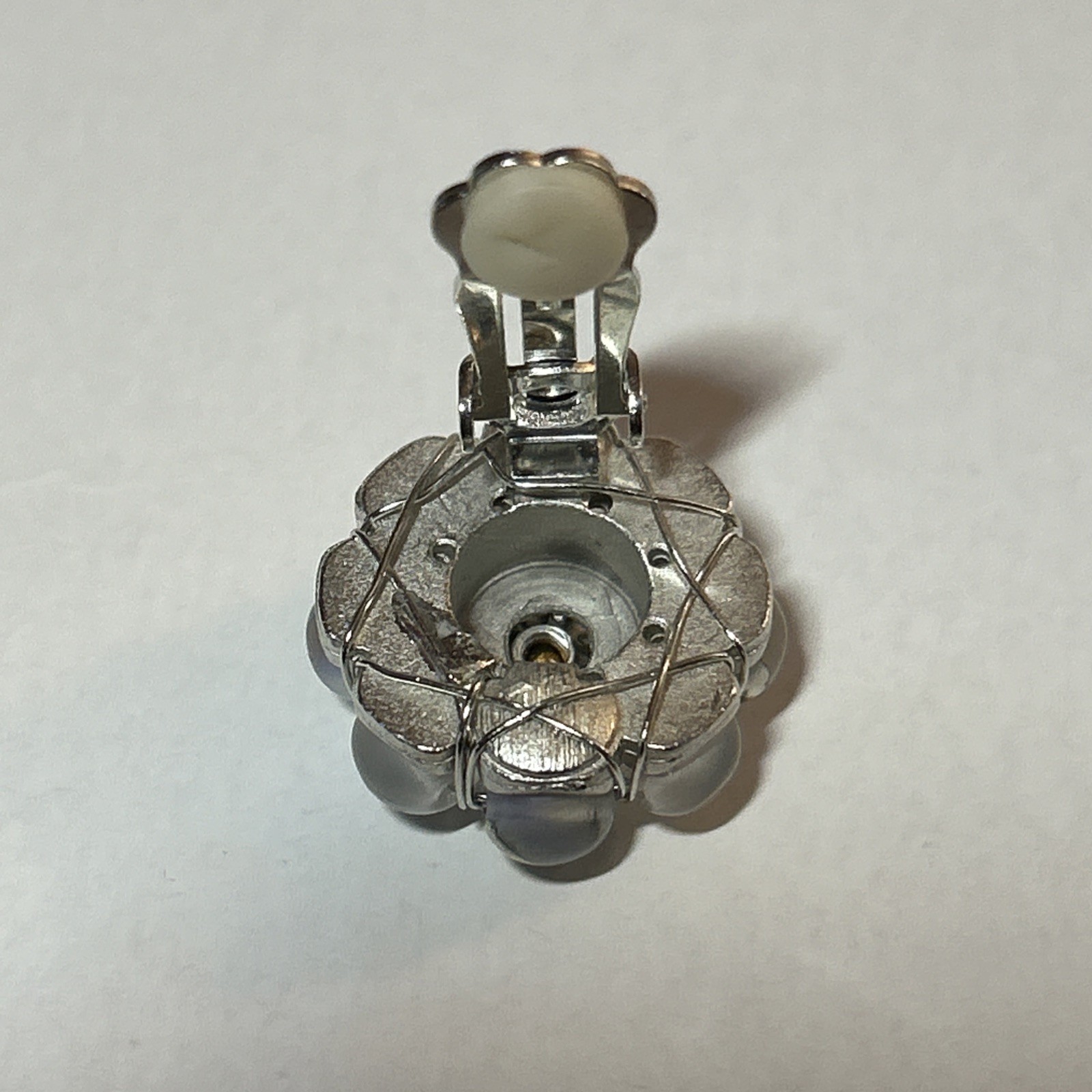 Henri Bendel Clip On Earrings Wire Wrapped Beads And Crystals With Tag