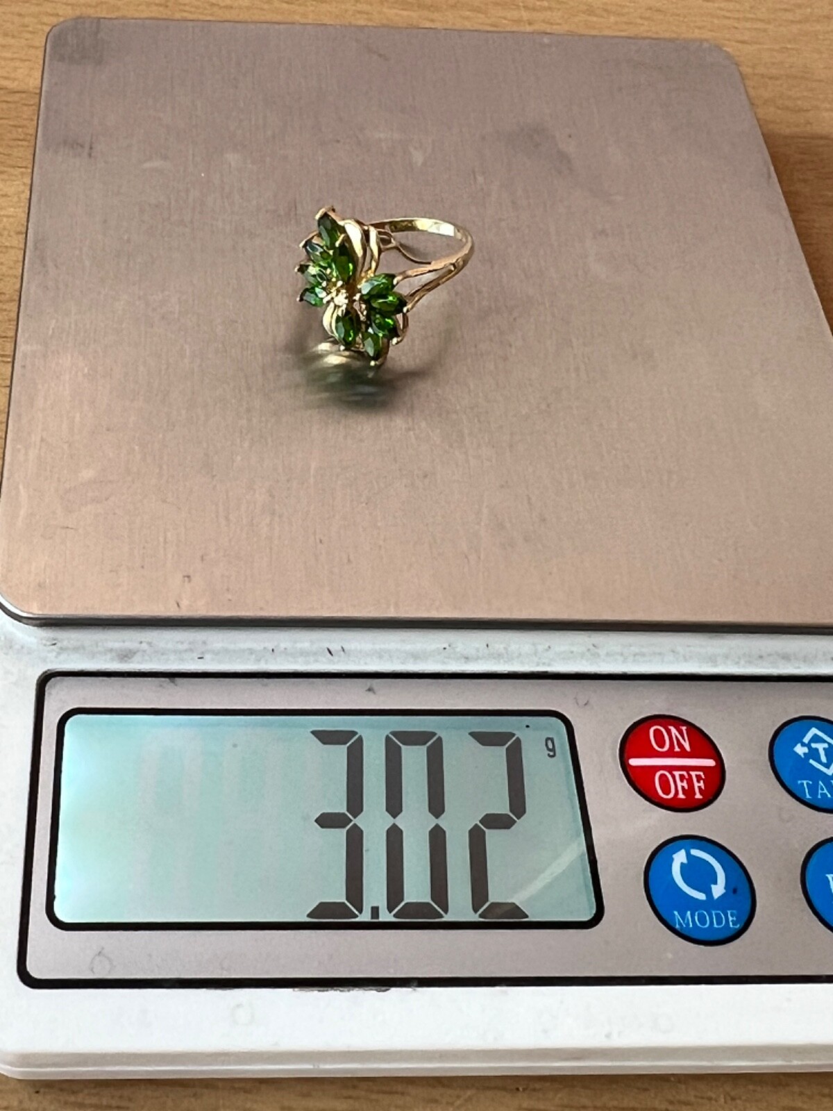 VINTAGE 14K YELLOW GOLD VIVID GREEN CHROME DIOPSIDE DIAMOND COCKTAIL RING