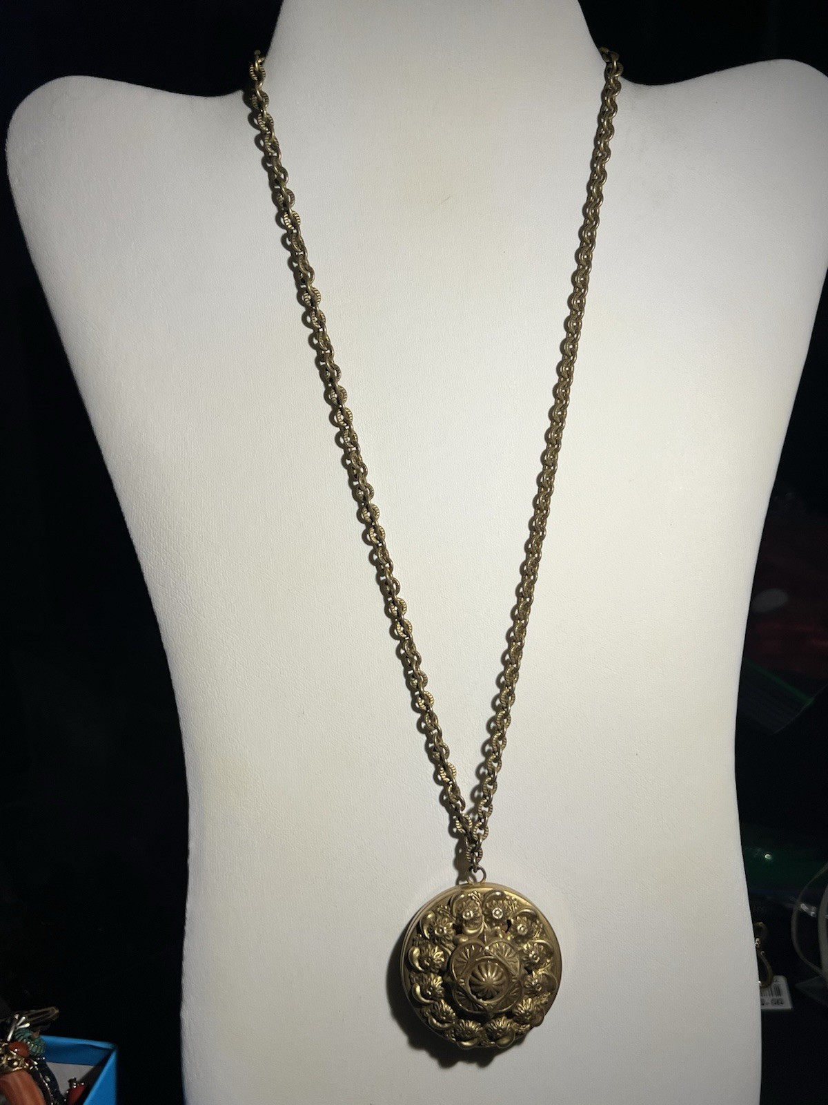 Antique Gold Tone Brass Round Locket Pendant Victorian Art Deco Necklace