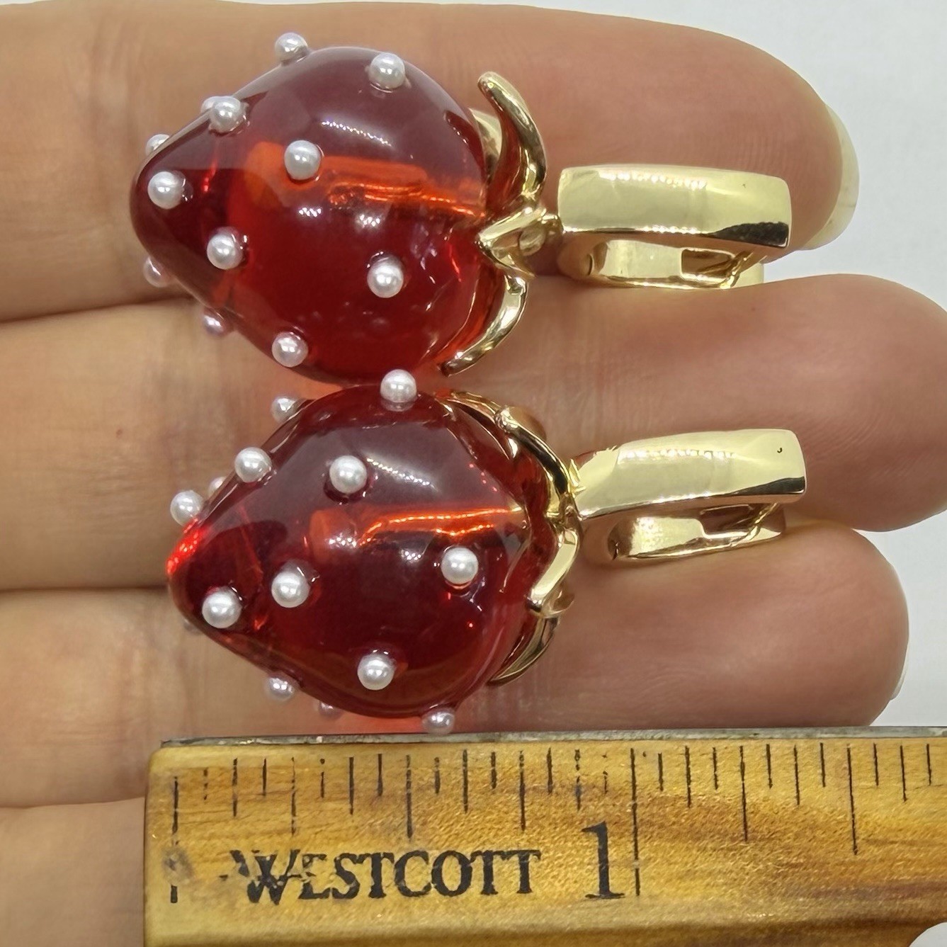 Red Art Glass Strawberry Seed Pearl Dangle Drop Statement Earrings Hinged Post