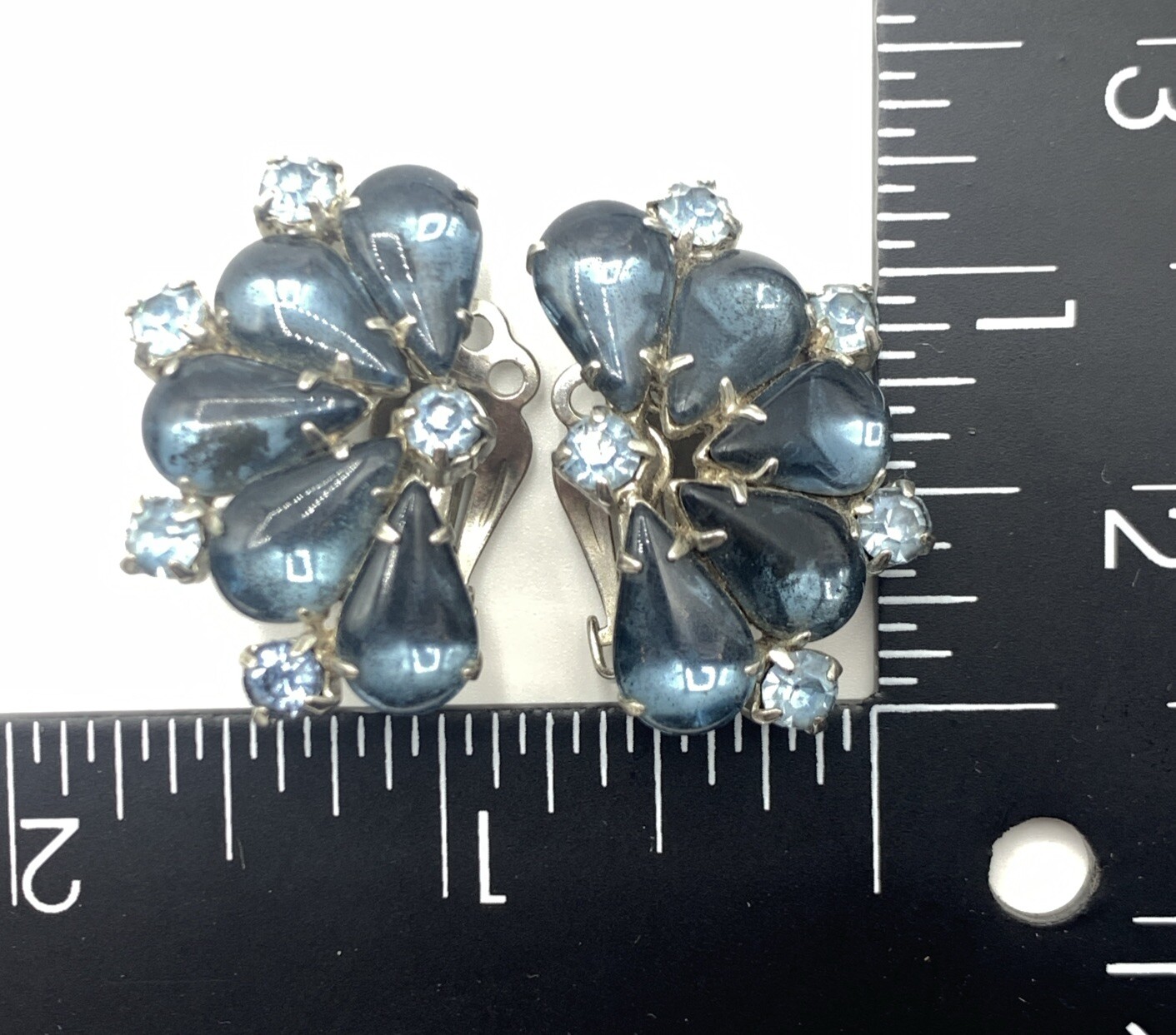 Vtg Blue Rhinestone Clip On Earrings 1950s Cabochon Half Circle Cluster