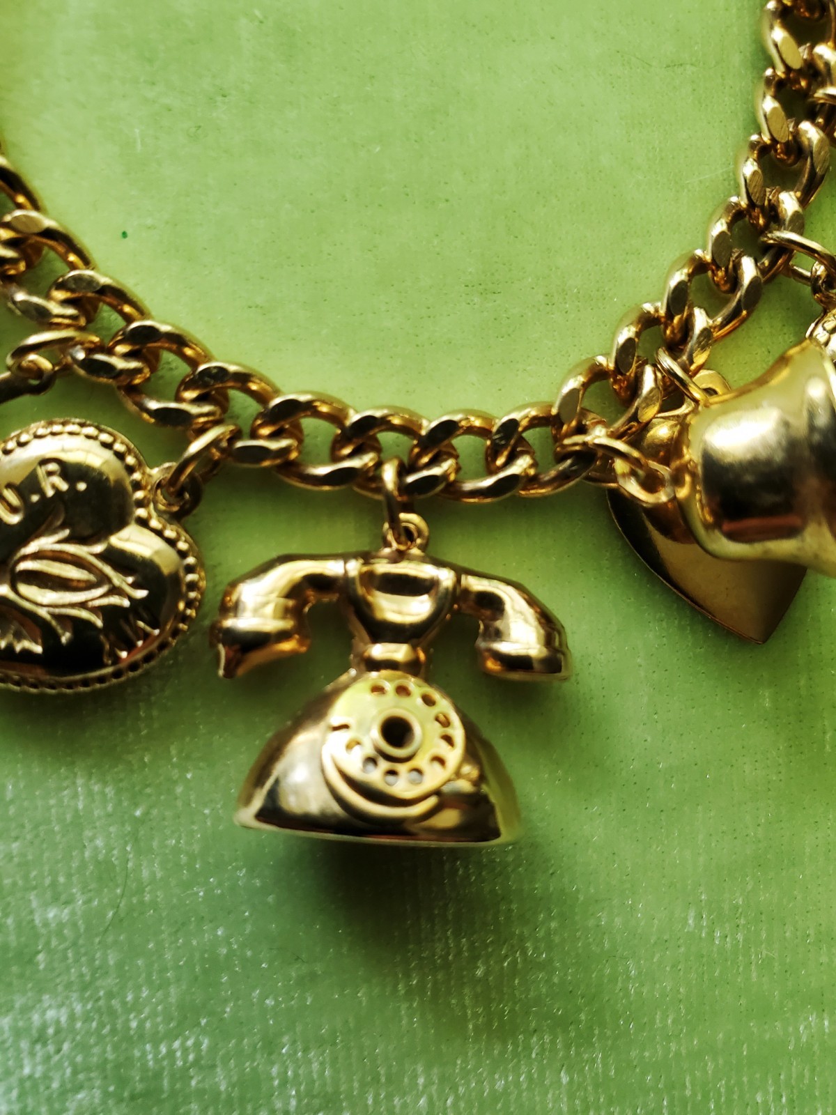 Vintage MCM Coro-style Charm Bracelet Gold Tone 15 Charms Chain Link 7″