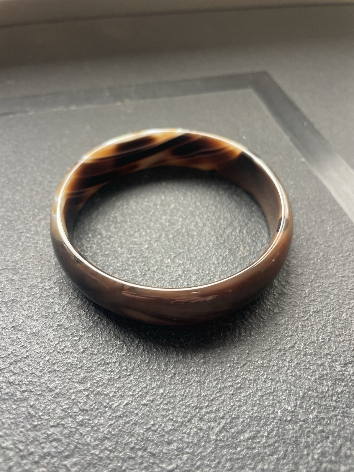 Vintage 1980’s Beautiful Polished Stone Bangle Bracelet In Marbled Brown & White