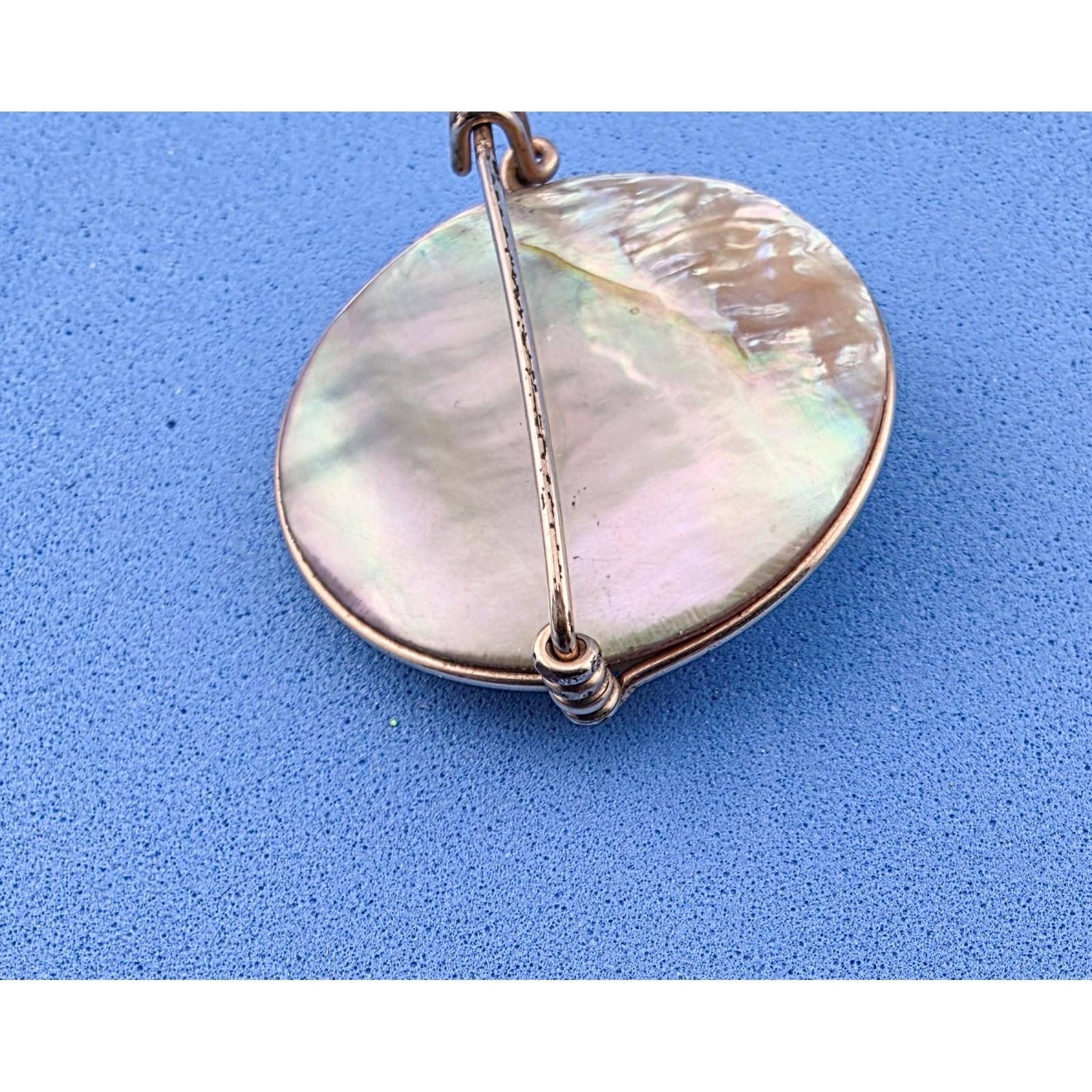 Vintage Abalone and Applied Mother Of Pearl Cameo Goldtone Setting 1″