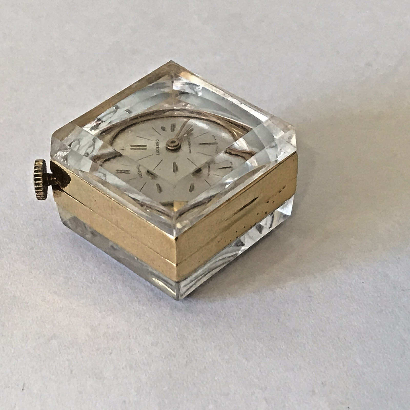 Lucerno Manual 22mm 1 Jewel Crystal Cube Pendant Watch RUNS