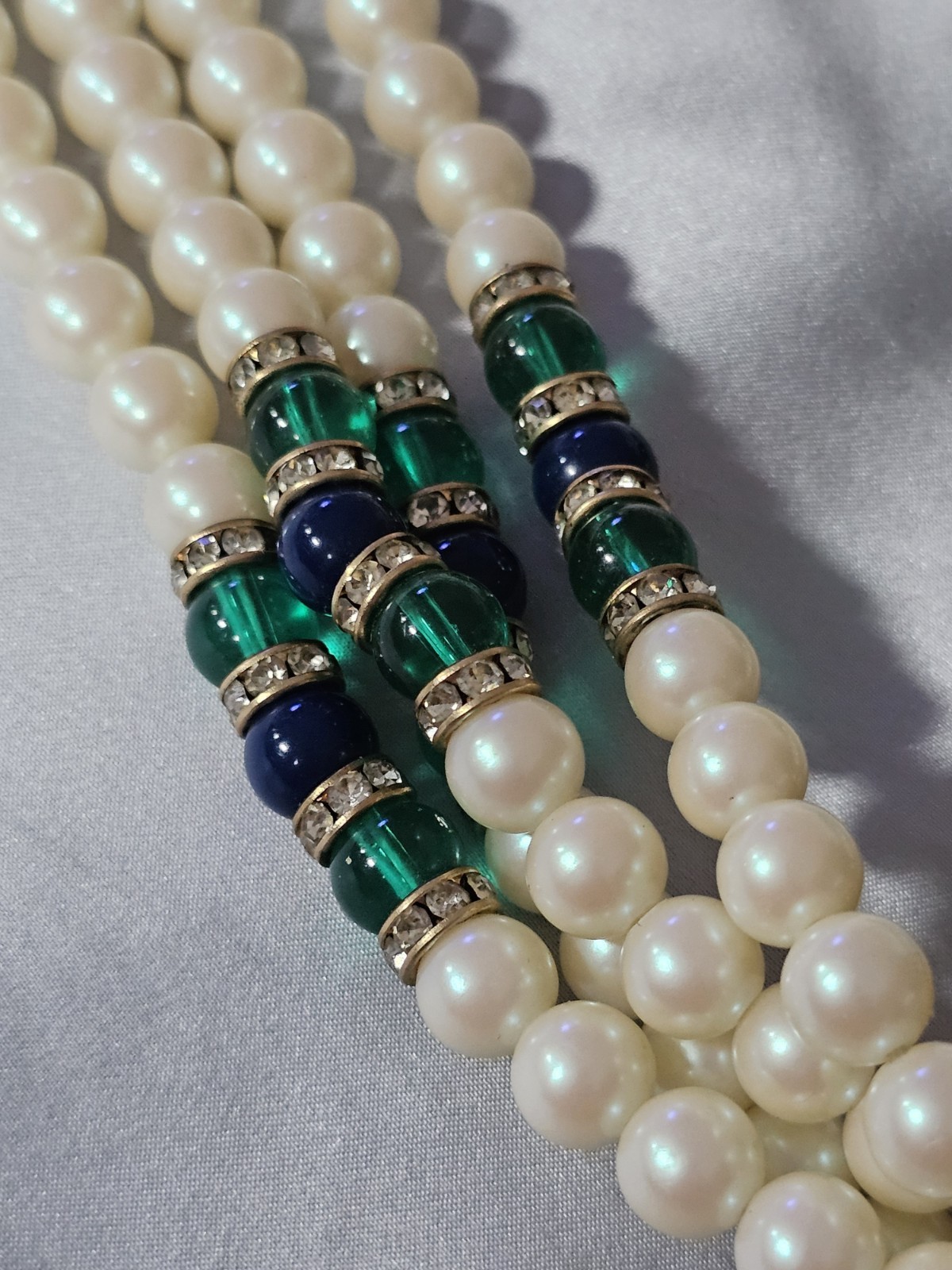 Vintage Purple Enamel Goldtone 2 Ram Heads 15.5 ” Necklace GAY BOYER Faux Pearl