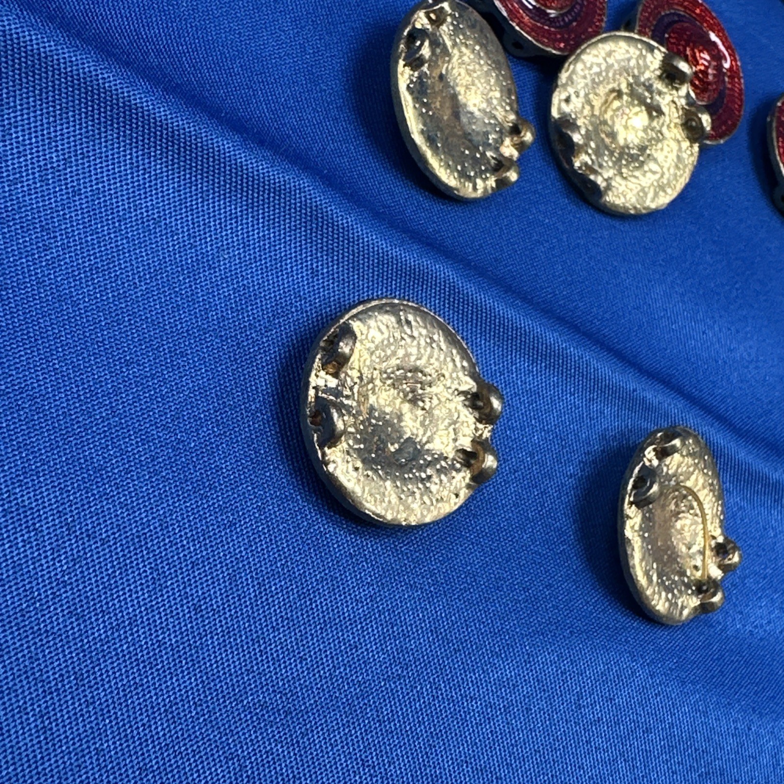 RED HAT SOCIETY JEWELRY LOT Broochs Pins Earrings Bracelet Buttons Watch
