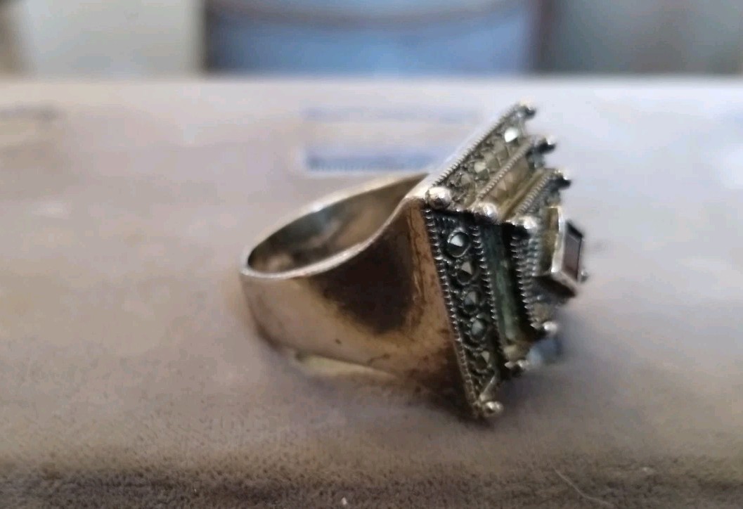 Vintage Dee Berkley DBJ Sterling Silver Garnet Marcasite Ring Size 6.5