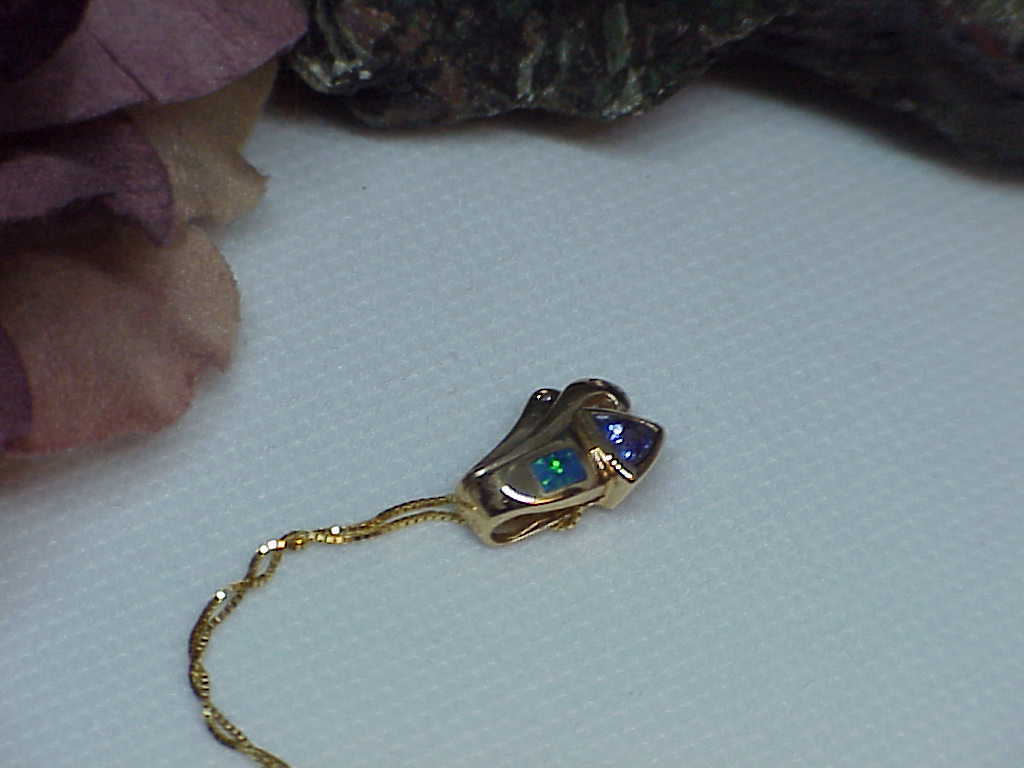14K Black Opal Trillion Tanzanite 2 Diamond Pendant Necklace Yellow Gold New Tag