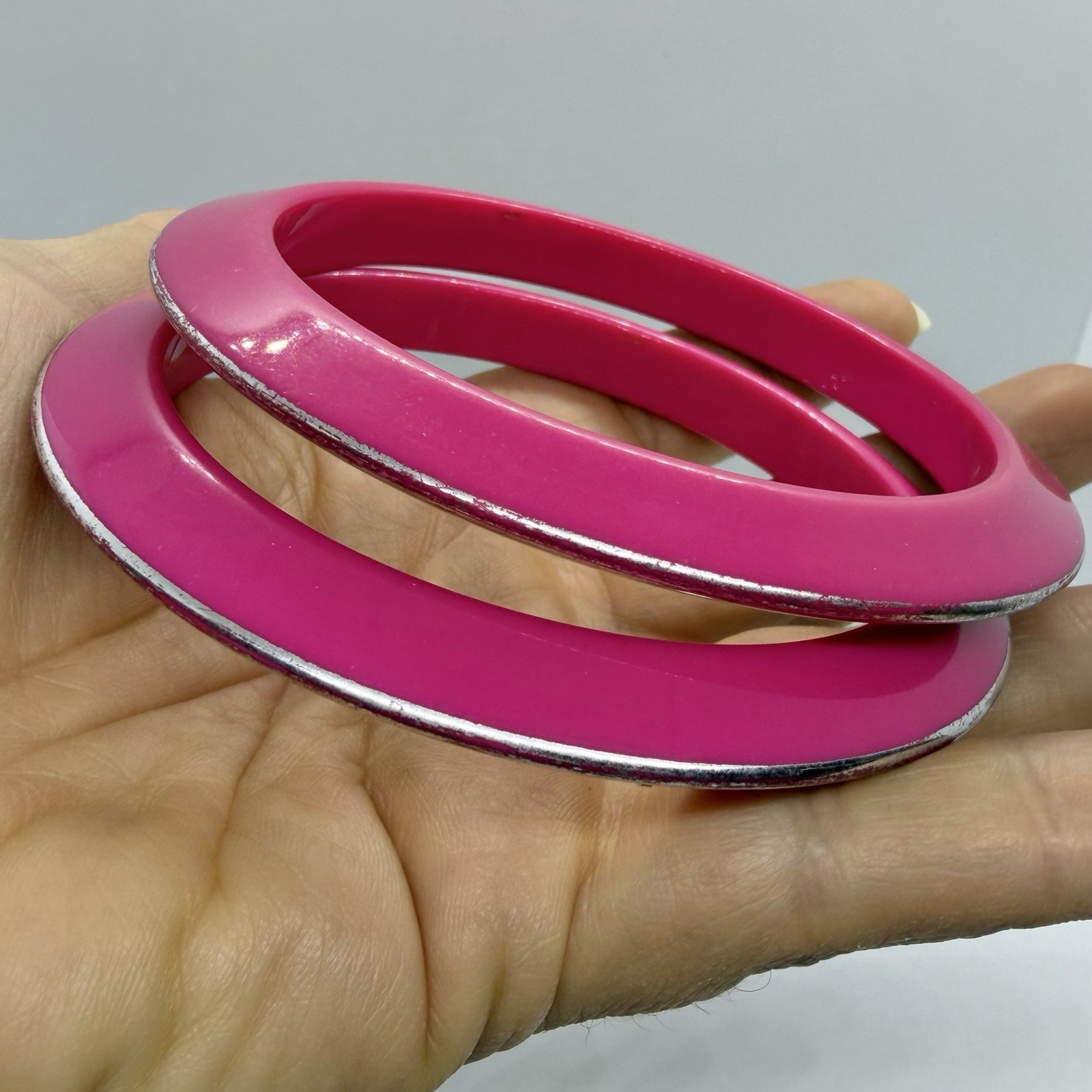 Vtg Pink Chrome Lucite Stacking 9 Inch Saucer Statement Bangle Bracelets Set