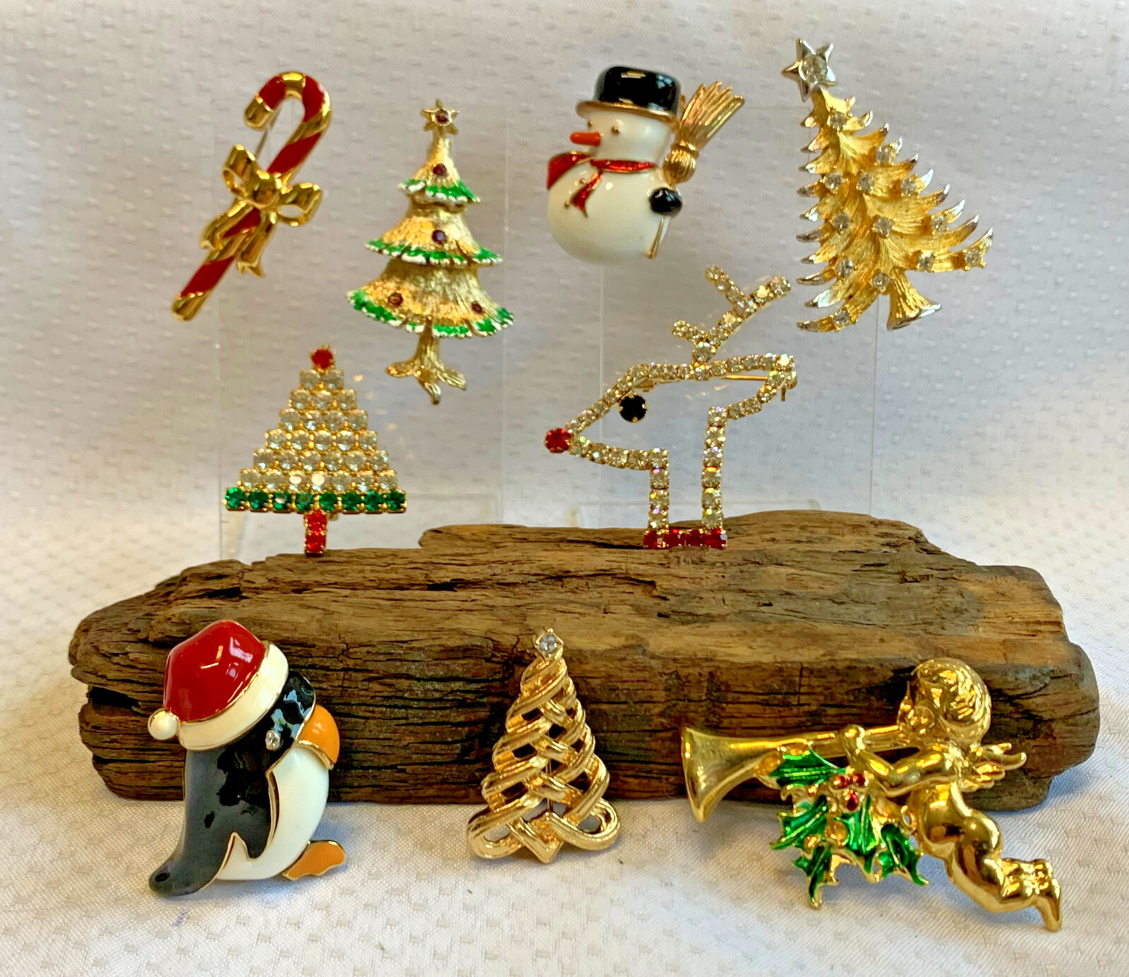 Vtg Christmas Brooch Lot Avante Monet Avon Snowman Penguin Trees Rudolph Cherub