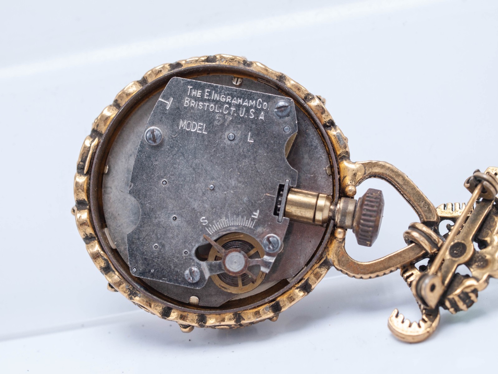 1957 – Ingraham Florenza 39mm Jeweled Pin Brooch Wind Watch – Not Running