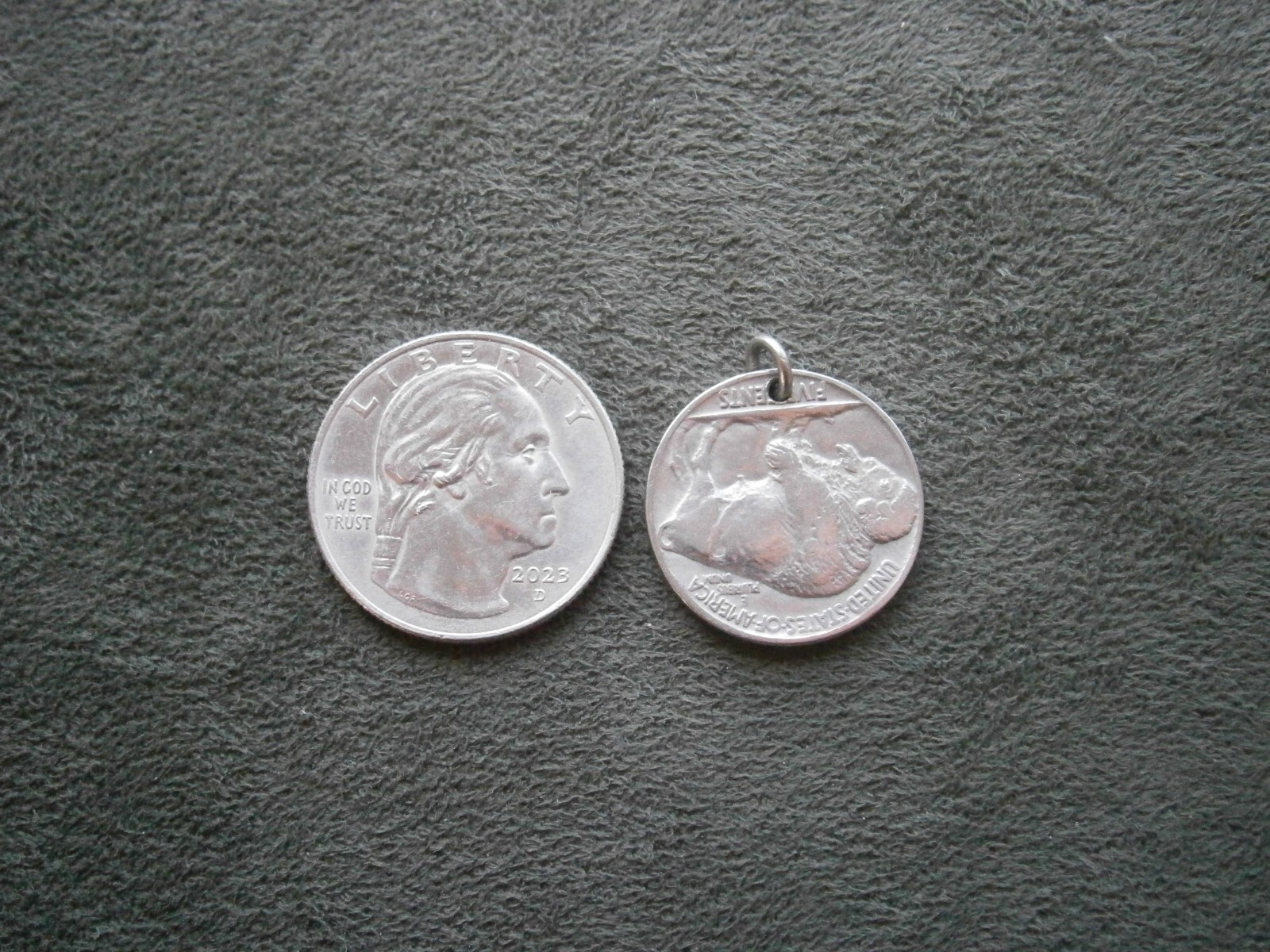 Indian Head Buffalo Nickel US 5 Cents Coin Vintage Bracelet Charm ~ 1930 ~ 3.5g