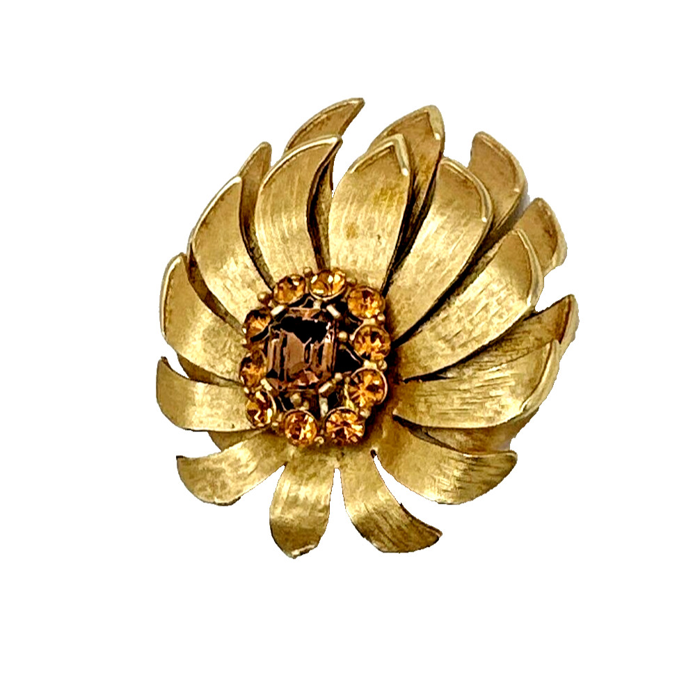 Vintage MCM 3D Layered Gold Tone Floral Flower Brooch Pin 2.5″ Amber Rhinestone