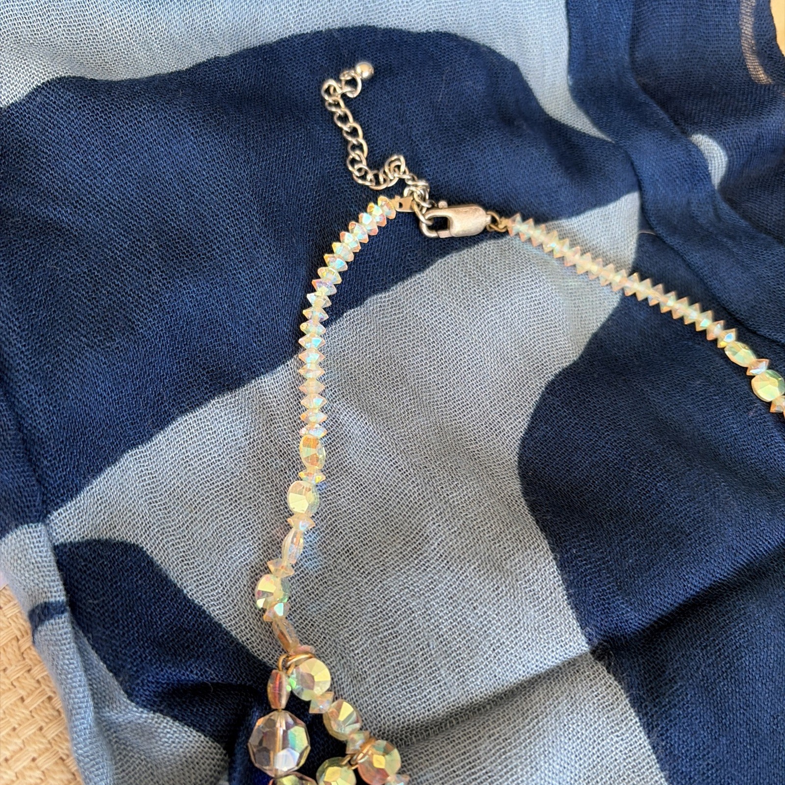 Woman’s Vintage Aurora Crystal Necklace Restrung Sterling Silver Clasp 18+Inch