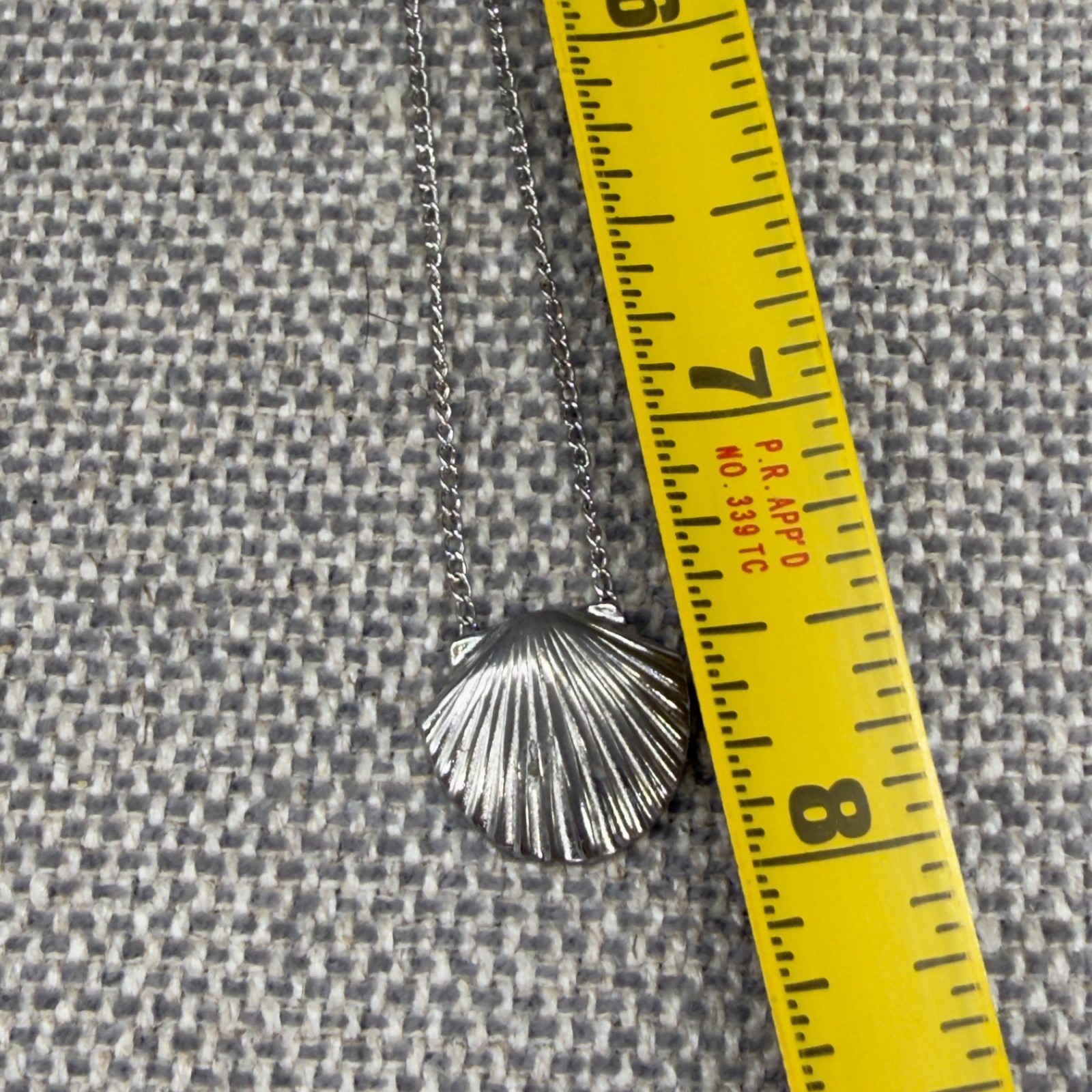 Vintage Cellini Necklace Sterling Silver Clam Shell Pendant Delicate 15 Inches