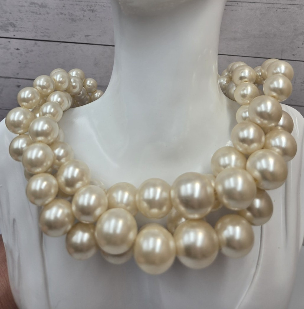 3 Strand Graduated Faux Pearl Choker Necklace Ivory color bold statement 221