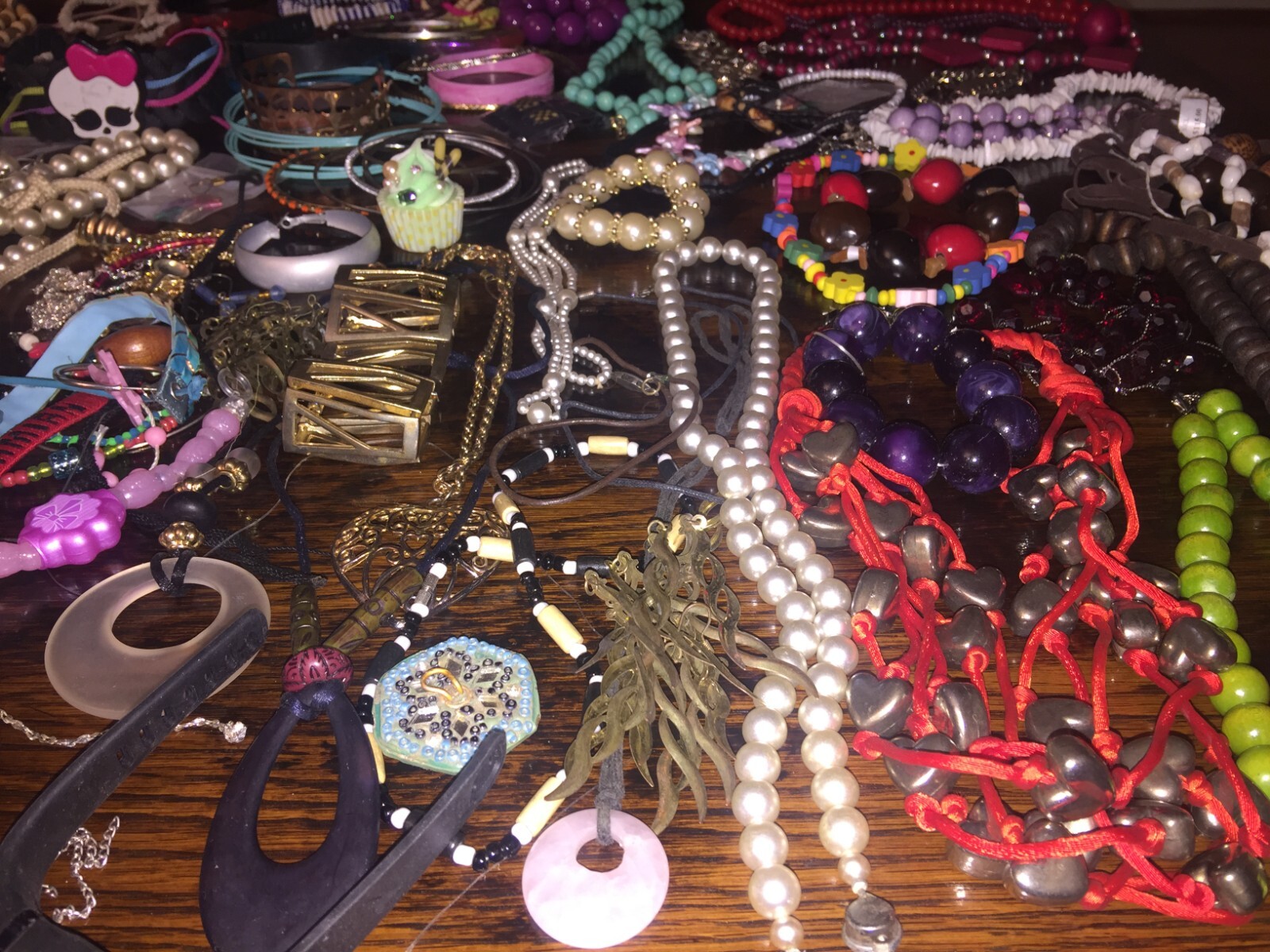 6+ LBS Vintage To Modern FASHION JEWELRY Lot All Wearable!! JLMIX40