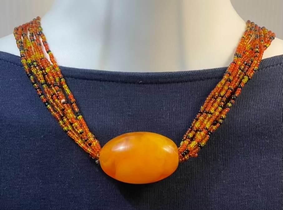 Faux Amber Large Bead Pendant Necklace Marbled Lucite Multistrand Sead Beads 21”