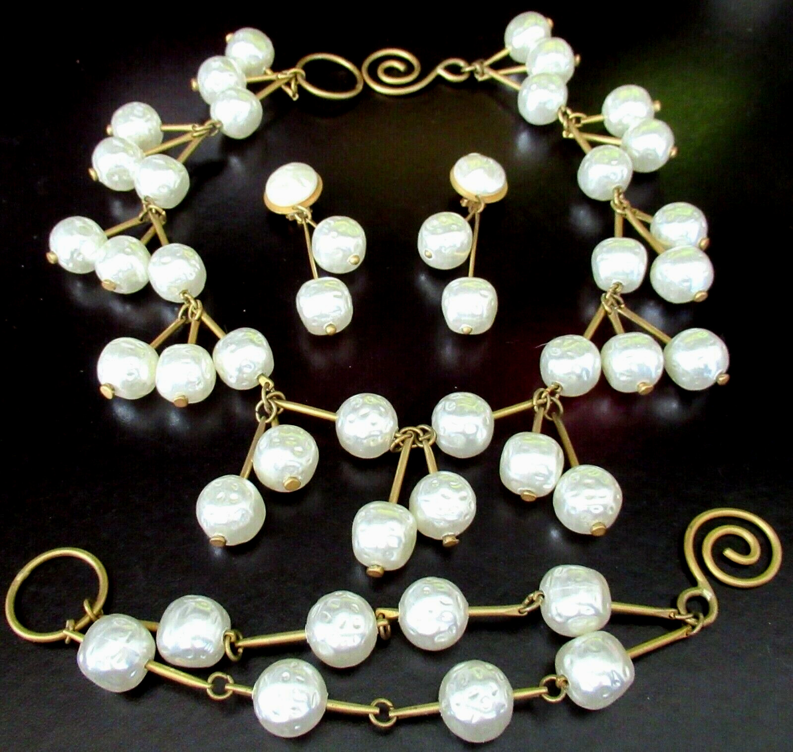 MARTHA VANCOUVER STURDY RARE Baroque Style Pearl Necklace Bracelet Earring Set