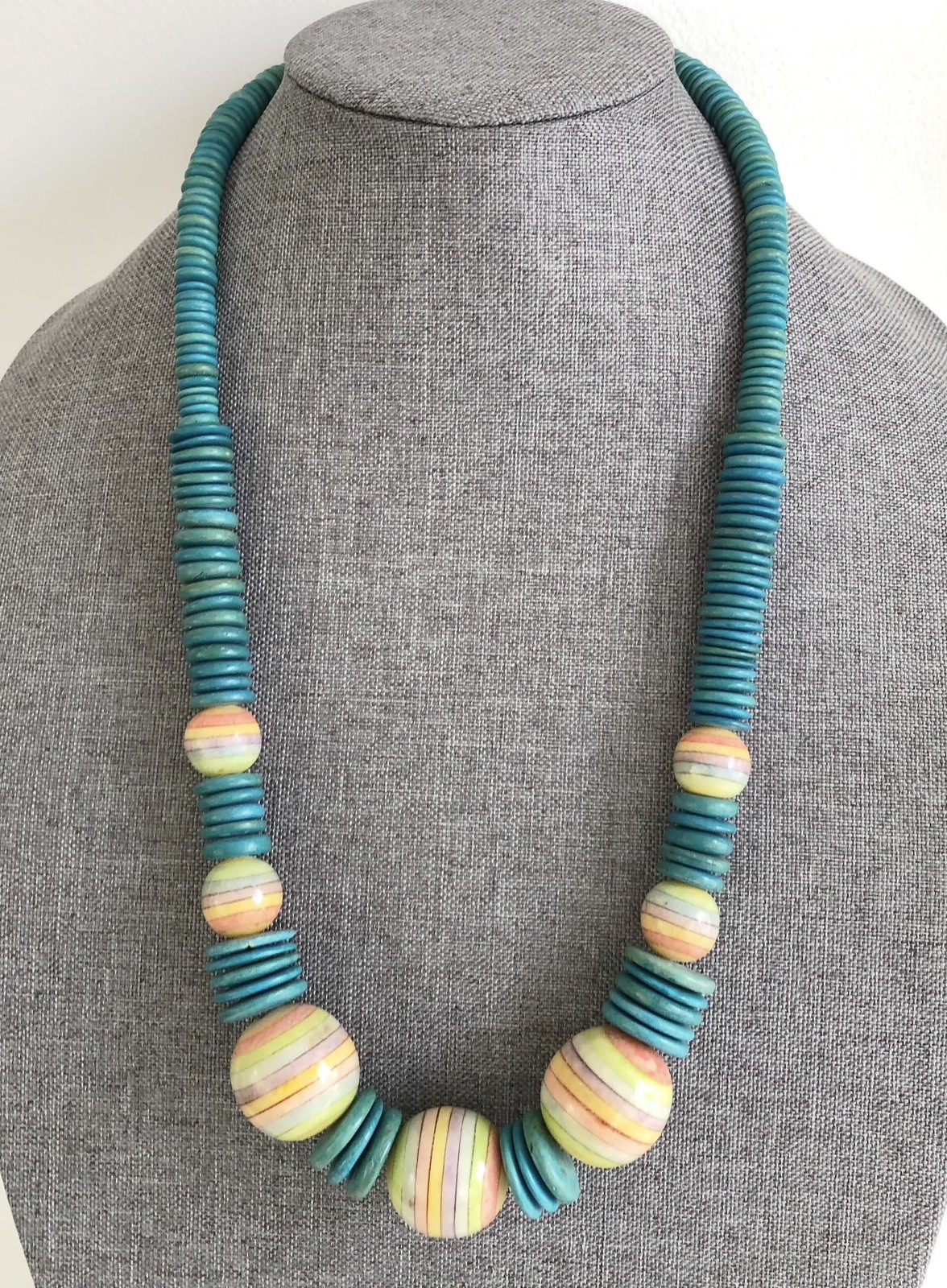 Vintage Chunky Turquoise Blue Stone Bead Necklace