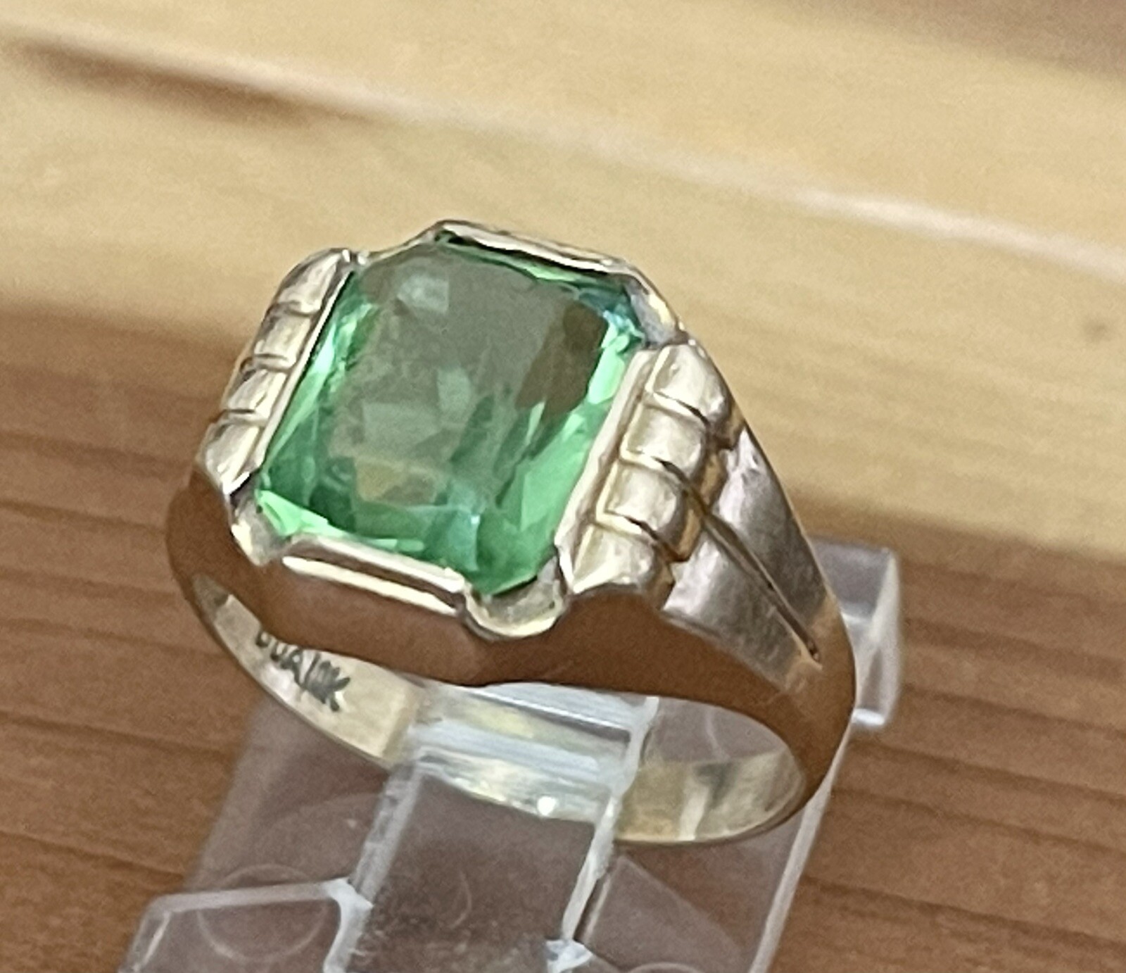 BDA 10k Yellow Gold Budlong Docherty & Armstrong Green Glass Signet Ring Sz 5.5