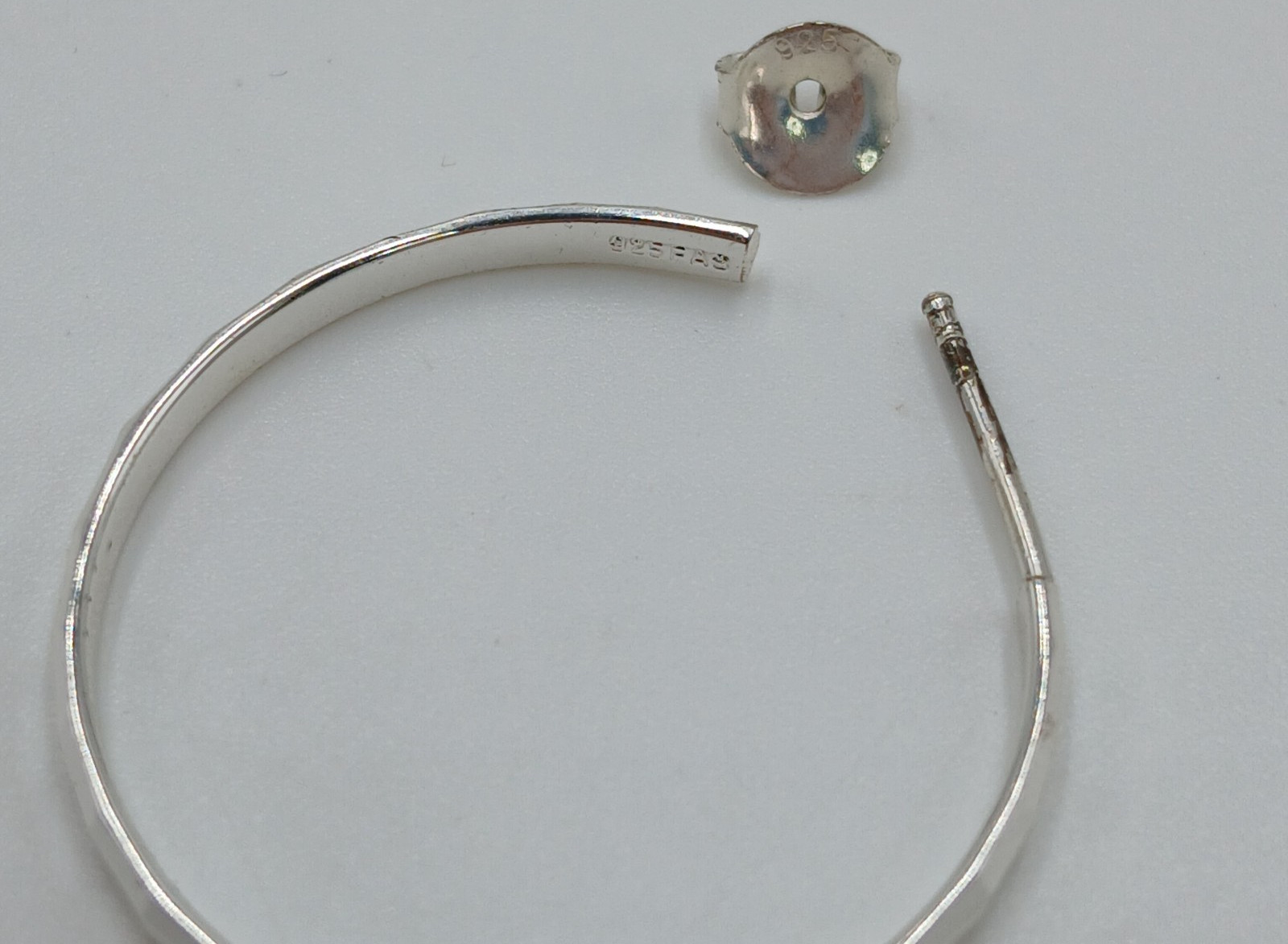 VTG FAS 925 Faceted Hoop Earrings 1.25in Sterling Silver 3g Classic Polished